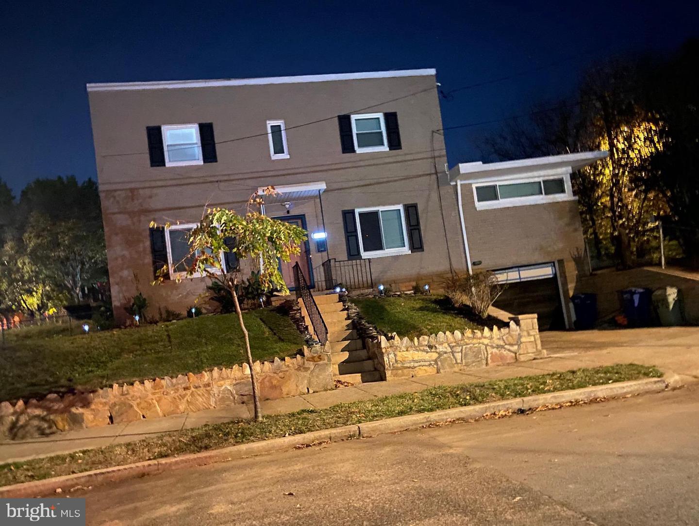 3300 18th Pl Se, WASHINGTON, District Of Columbia, 20020, United States, 5 Bedrooms Bedrooms, ,3 BathroomsBathrooms,Residential,For Sale,3300 18th Pl Se,1431167