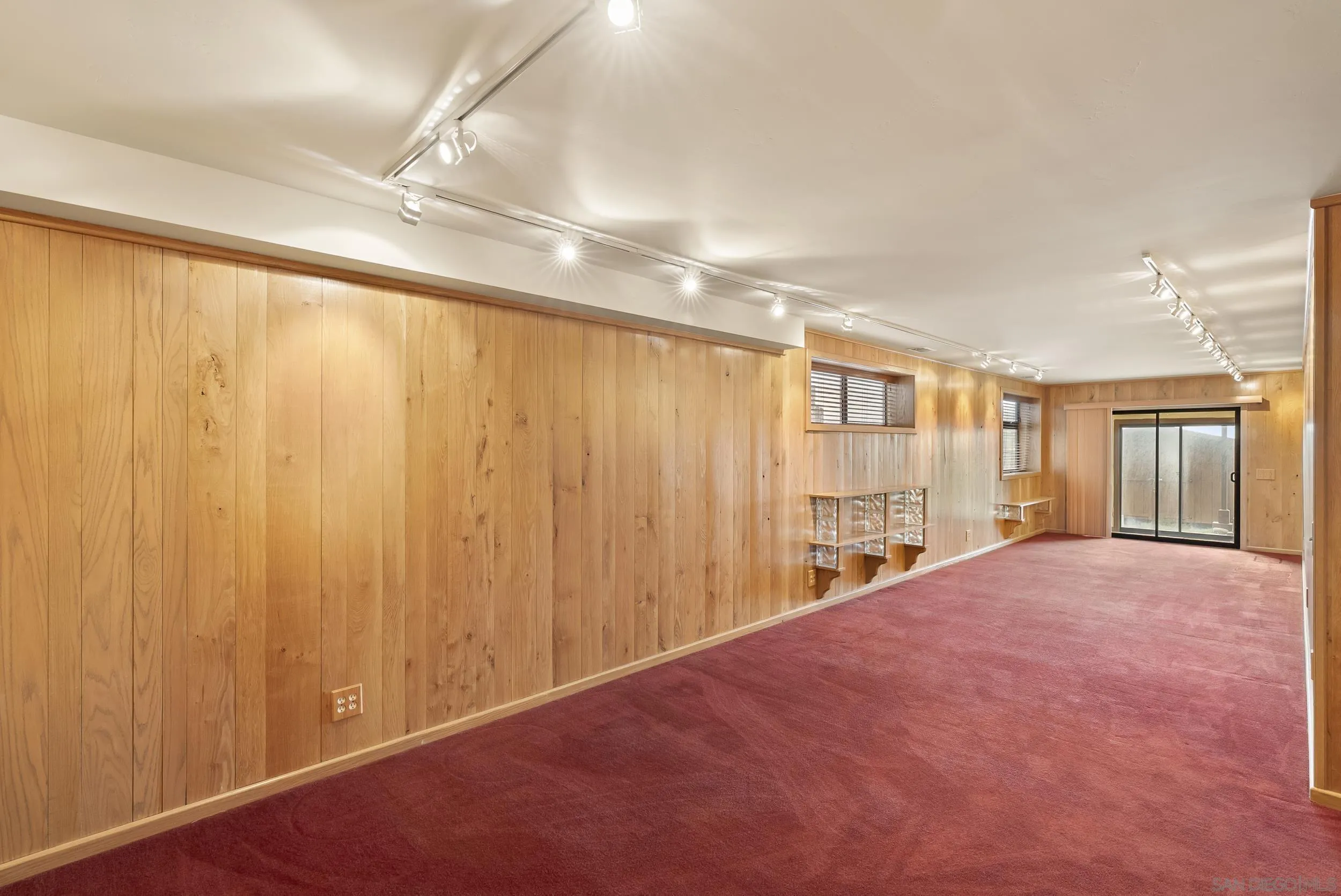 San Diego, California, 92117, United States, 3 Bedrooms Bedrooms, ,3 BathroomsBathrooms,Residential,For Sale,1966862