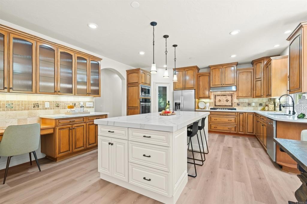 Chula Vista, California, 91910, United States, 5 Bedrooms Bedrooms, ,6 BathroomsBathrooms,Residential,For Sale,1996956