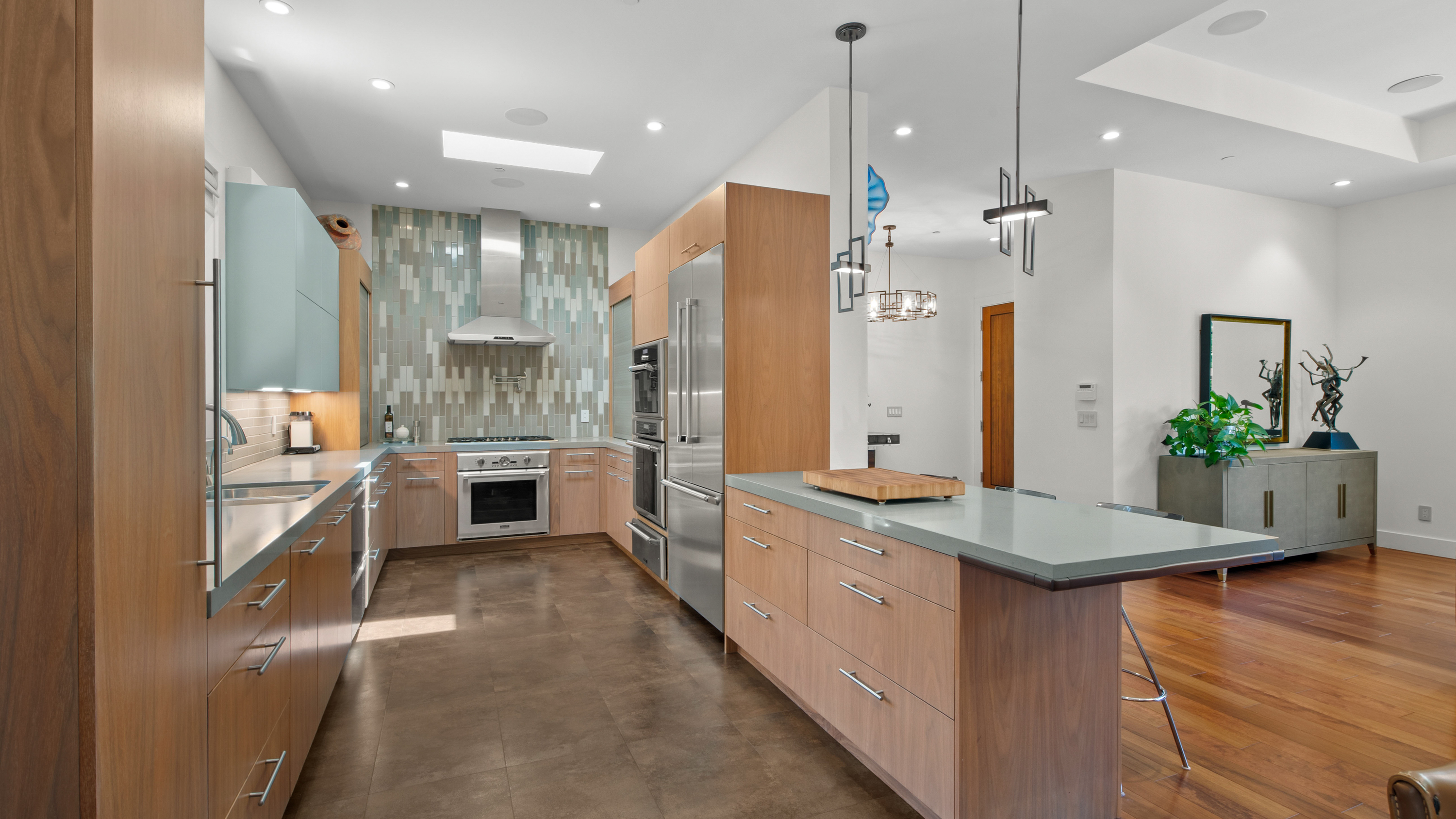  Designer Home in Forbes Neighborhood - 物件實景