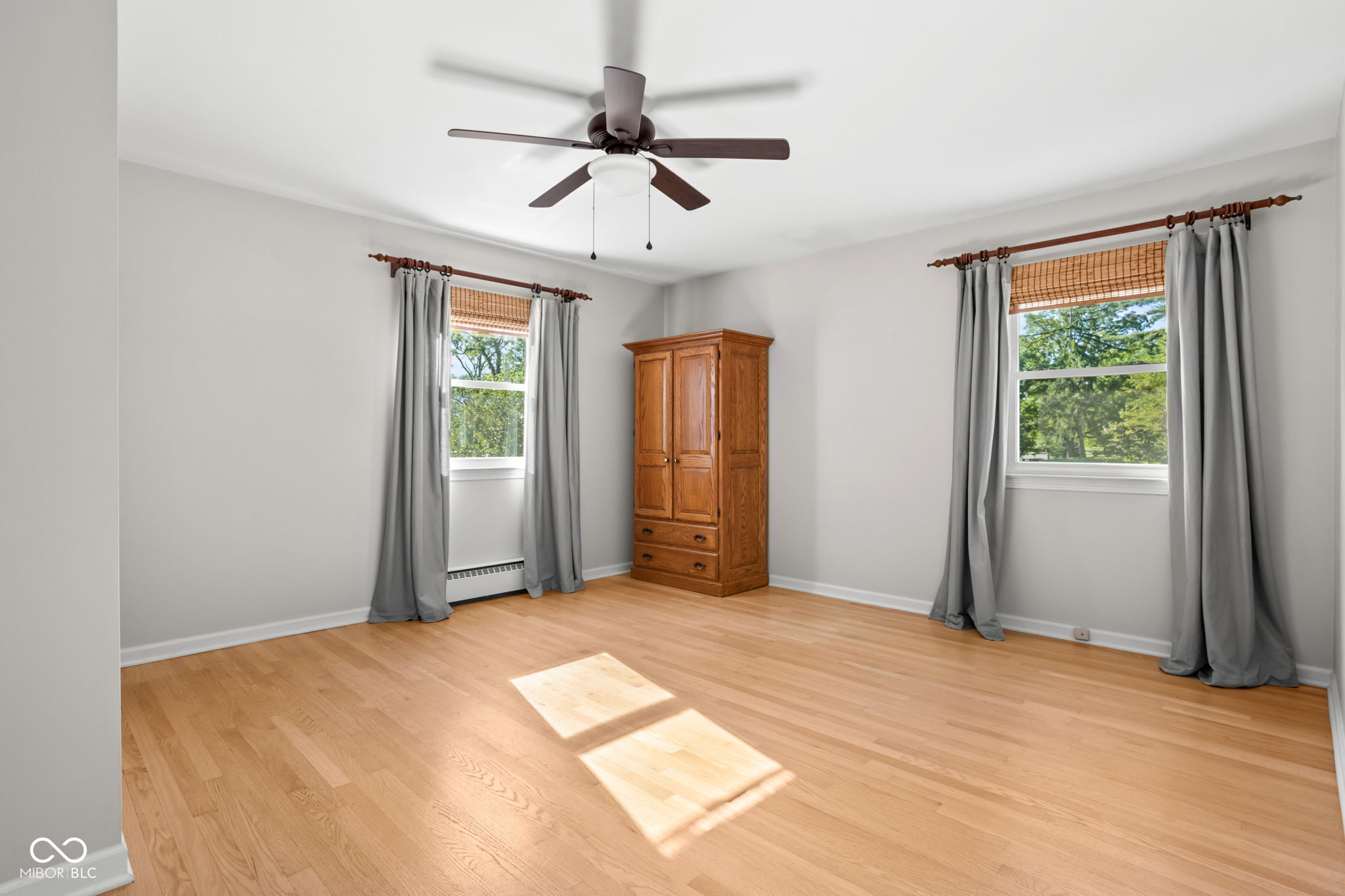 Indianapolis, Indiana, 46250, United States, 4 Bedrooms Bedrooms, ,3 BathroomsBathrooms,Residential,For Sale,1983671