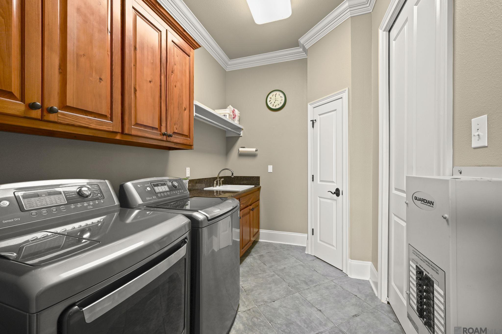 Central, Louisiana, 70739, United States, 4 Bedrooms Bedrooms, ,3 BathroomsBathrooms,Residential,For Sale,1976981