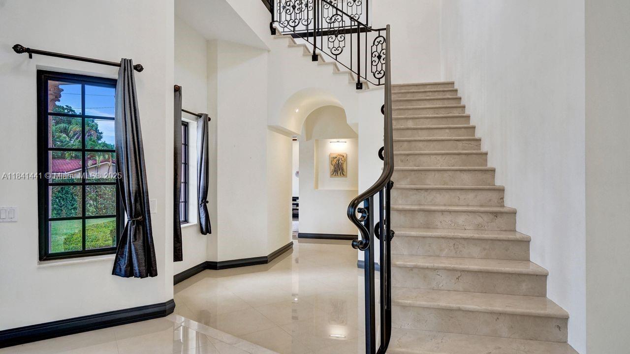 Davie, Florida, 33330, United States, 5 Bedrooms Bedrooms, ,5 BathroomsBathrooms,Residential,For Sale,1896833