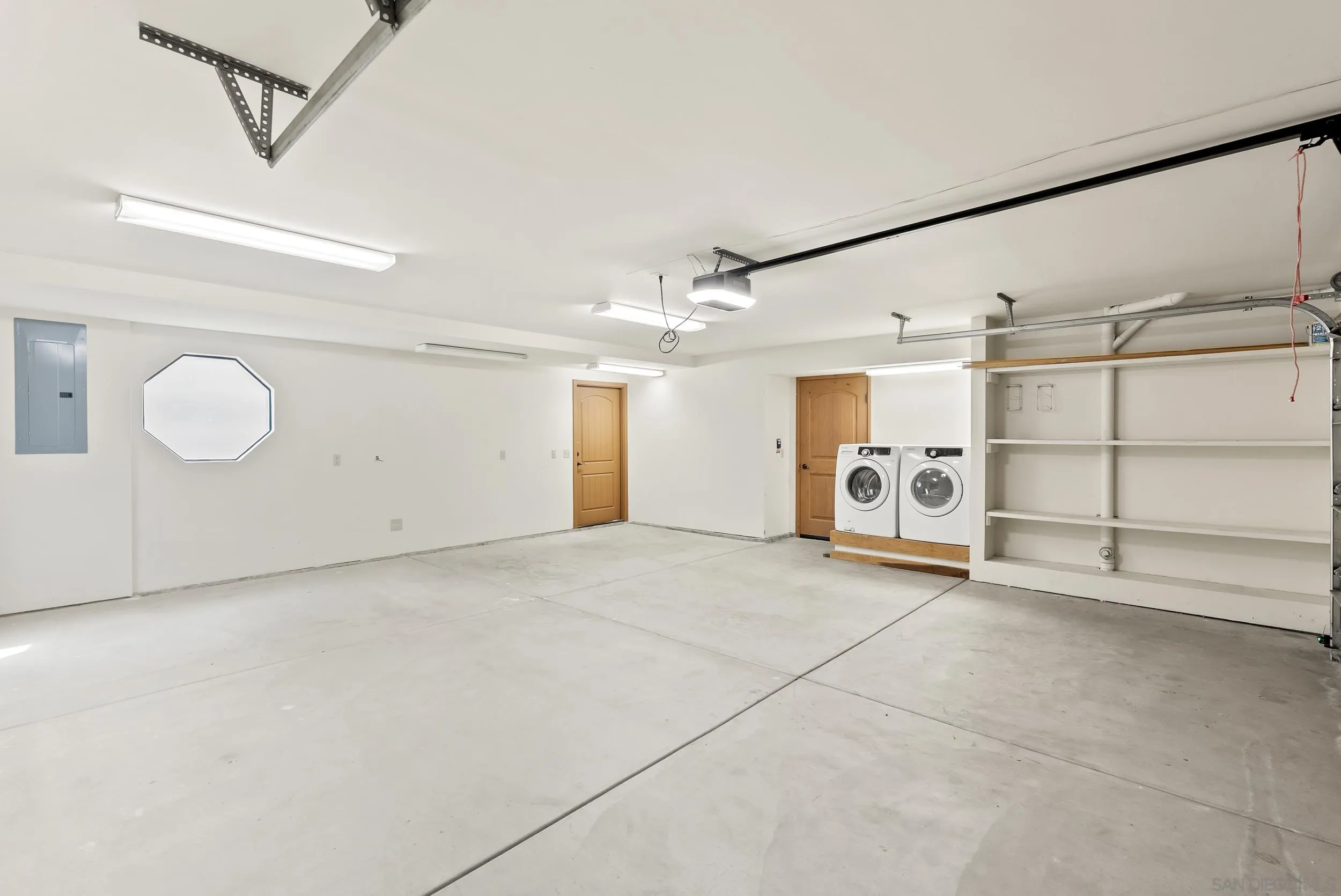 San Diego, California, 92117, United States, 3 Bedrooms Bedrooms, ,3 BathroomsBathrooms,Residential,For Sale,1966862