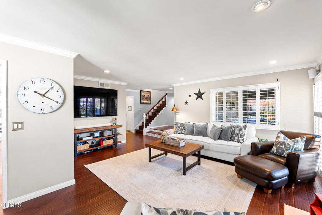 Newbury Park, California, 91320, United States, 4 Bedrooms Bedrooms, ,3 BathroomsBathrooms,Residential,For Sale,1987357