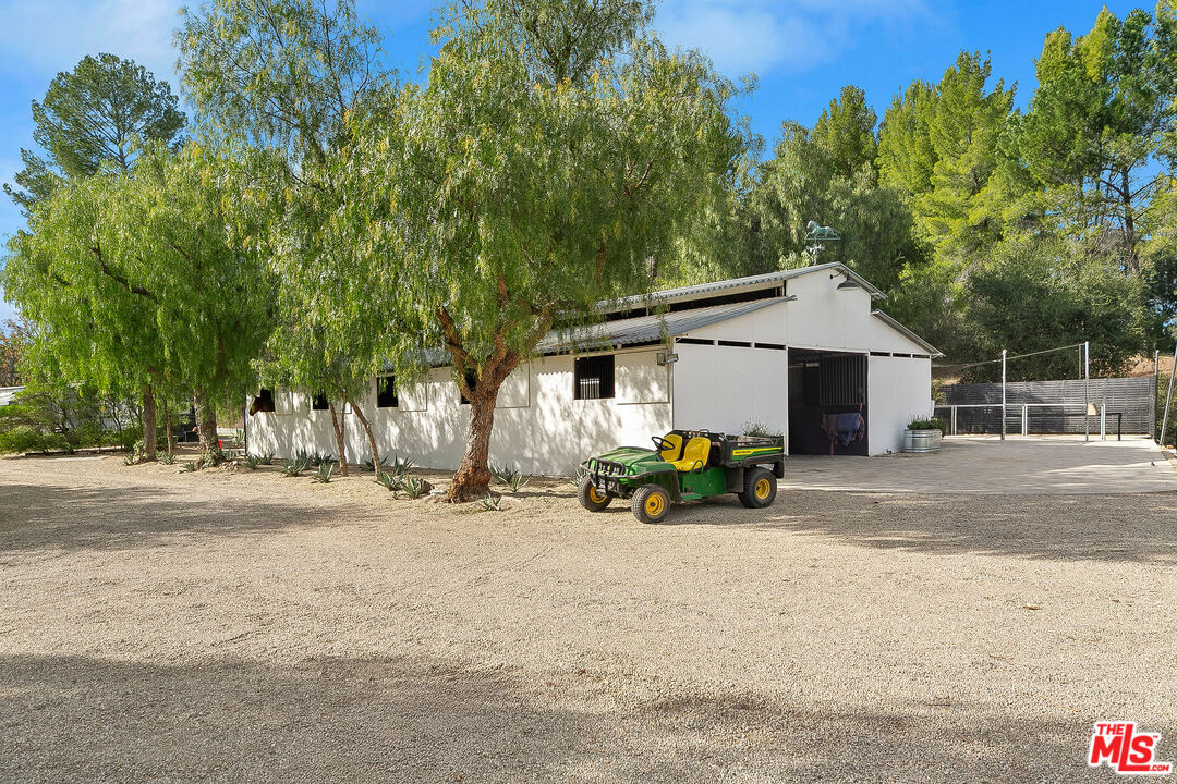 Calabasas, California, 91302, United States, 3 Bedrooms Bedrooms, ,2 BathroomsBathrooms,Residential,For Sale,1723181