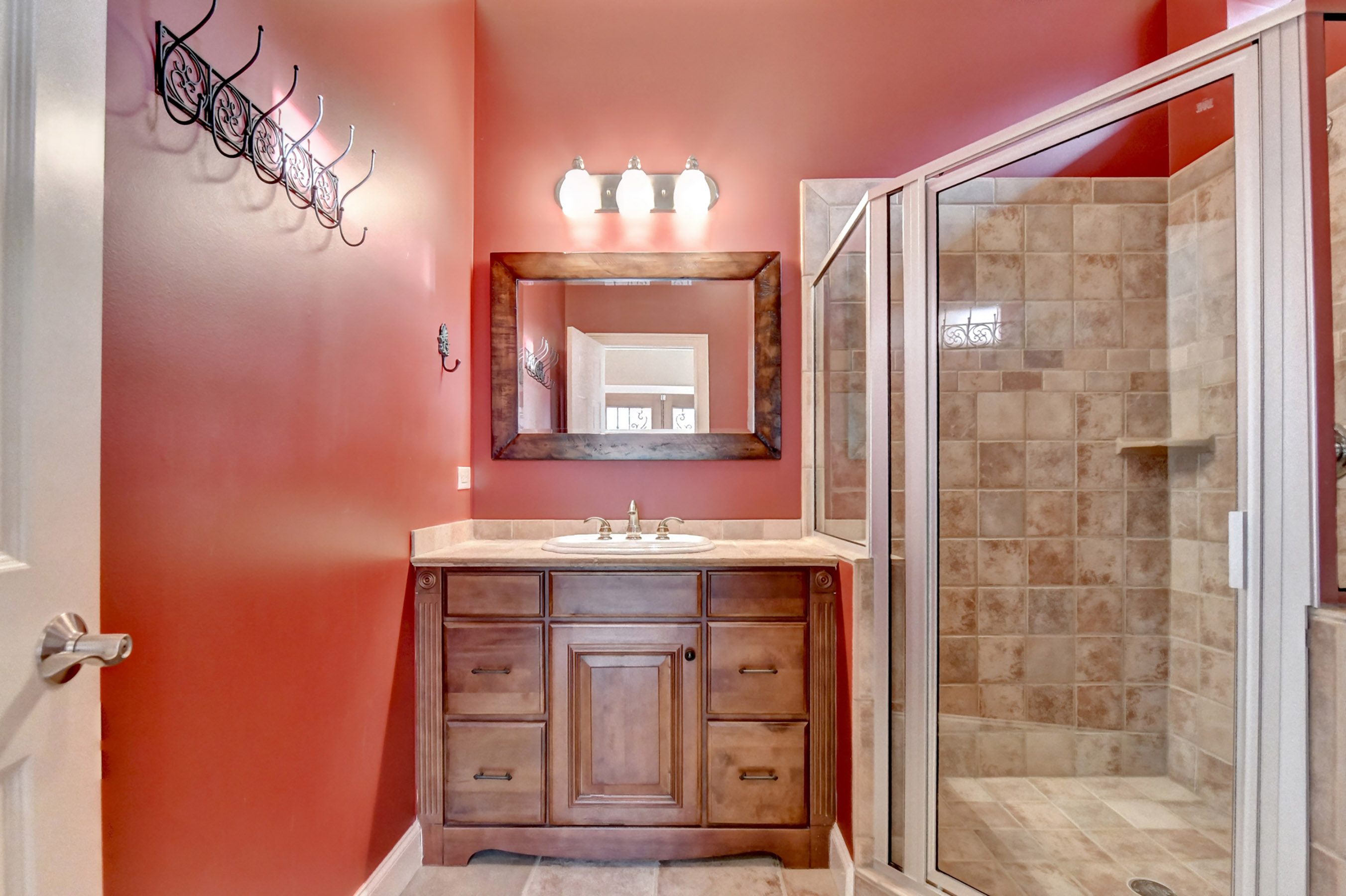  Luxury, Comfort and Privacy in One of Roswell