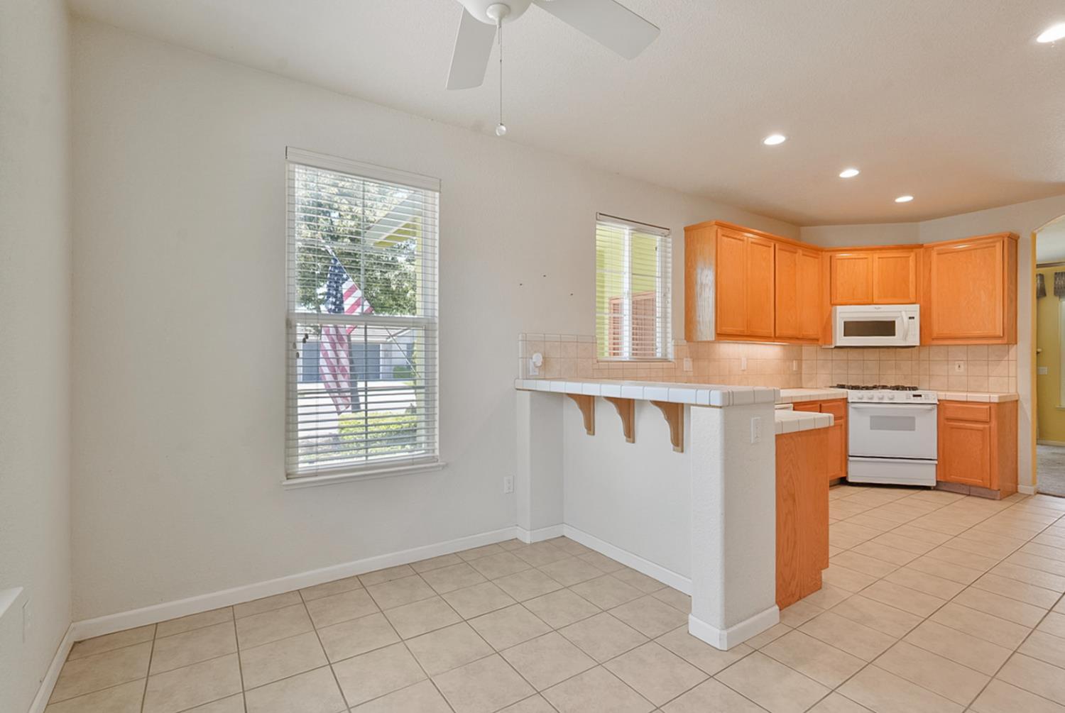 Lodi, California, 95242, United States, 4 Bedrooms Bedrooms, ,2 BathroomsBathrooms,Residential,For Sale,1928758