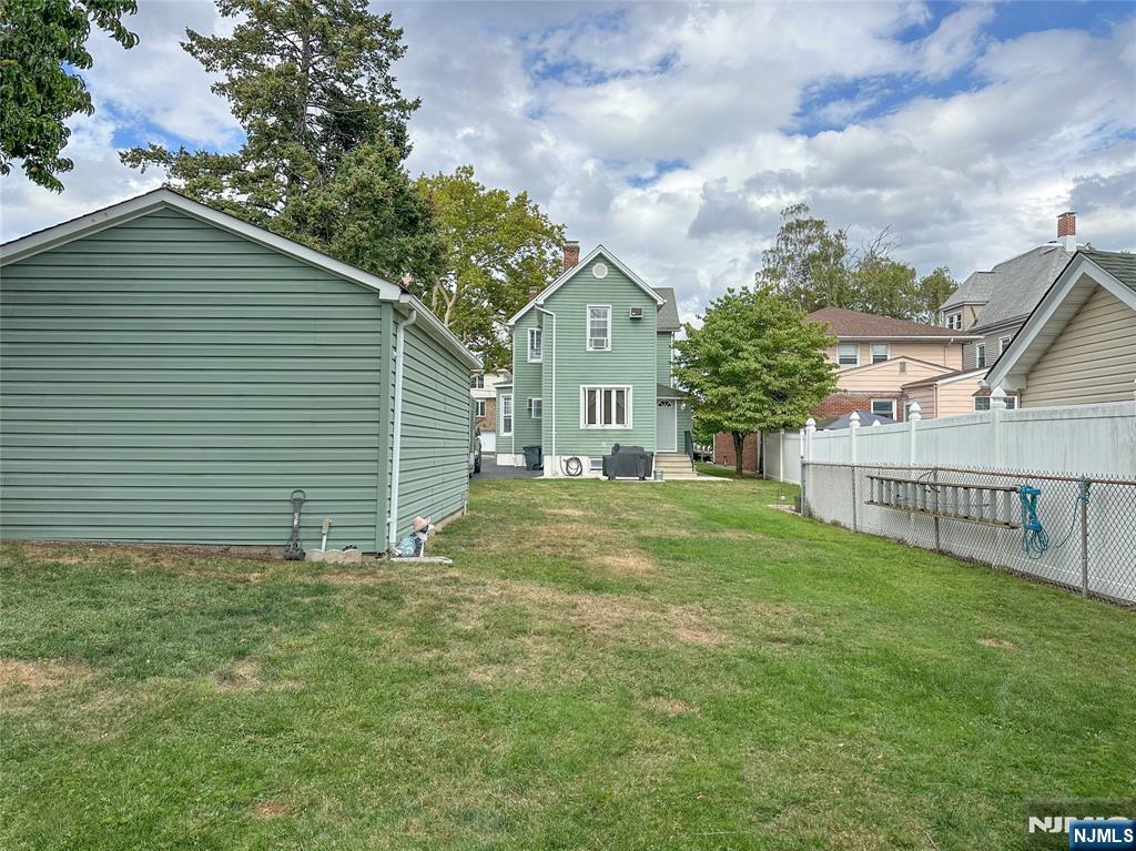 Kearny, New Jersey, 07032, United States, 4 Bedrooms Bedrooms, ,2 BathroomsBathrooms,Residential,For Sale,1980057