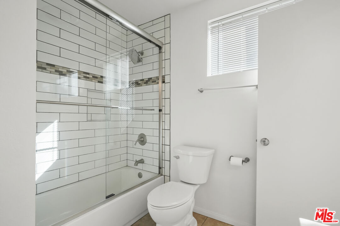 Malibu, California, 90265, United States, 3 Bedrooms Bedrooms, ,2 BathroomsBathrooms,Residential,For Sale,1997351