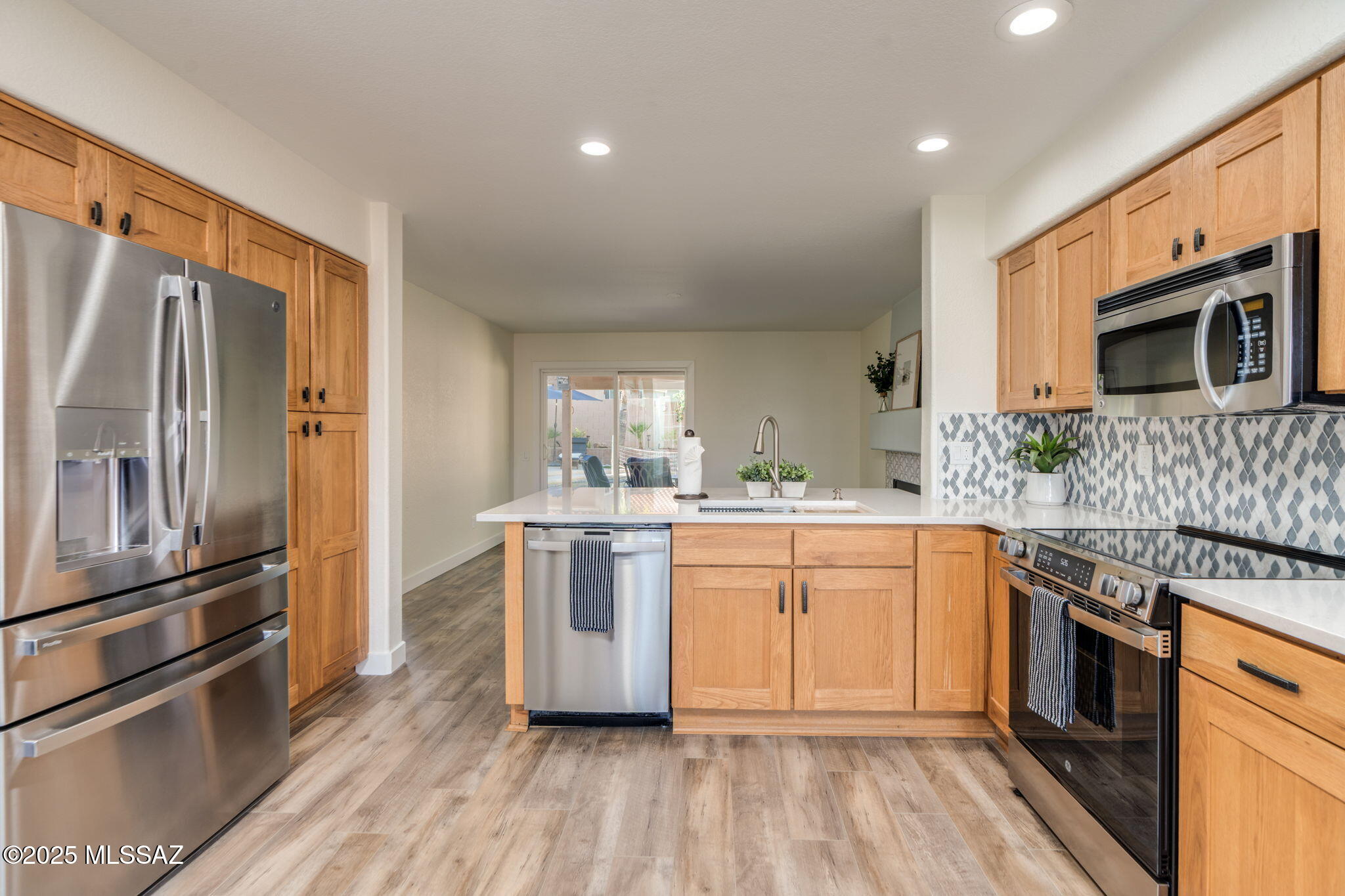 Tucson, Arizona, 85750, United States, 3 Bedrooms Bedrooms, ,3 BathroomsBathrooms,Residential,For Sale,1907782