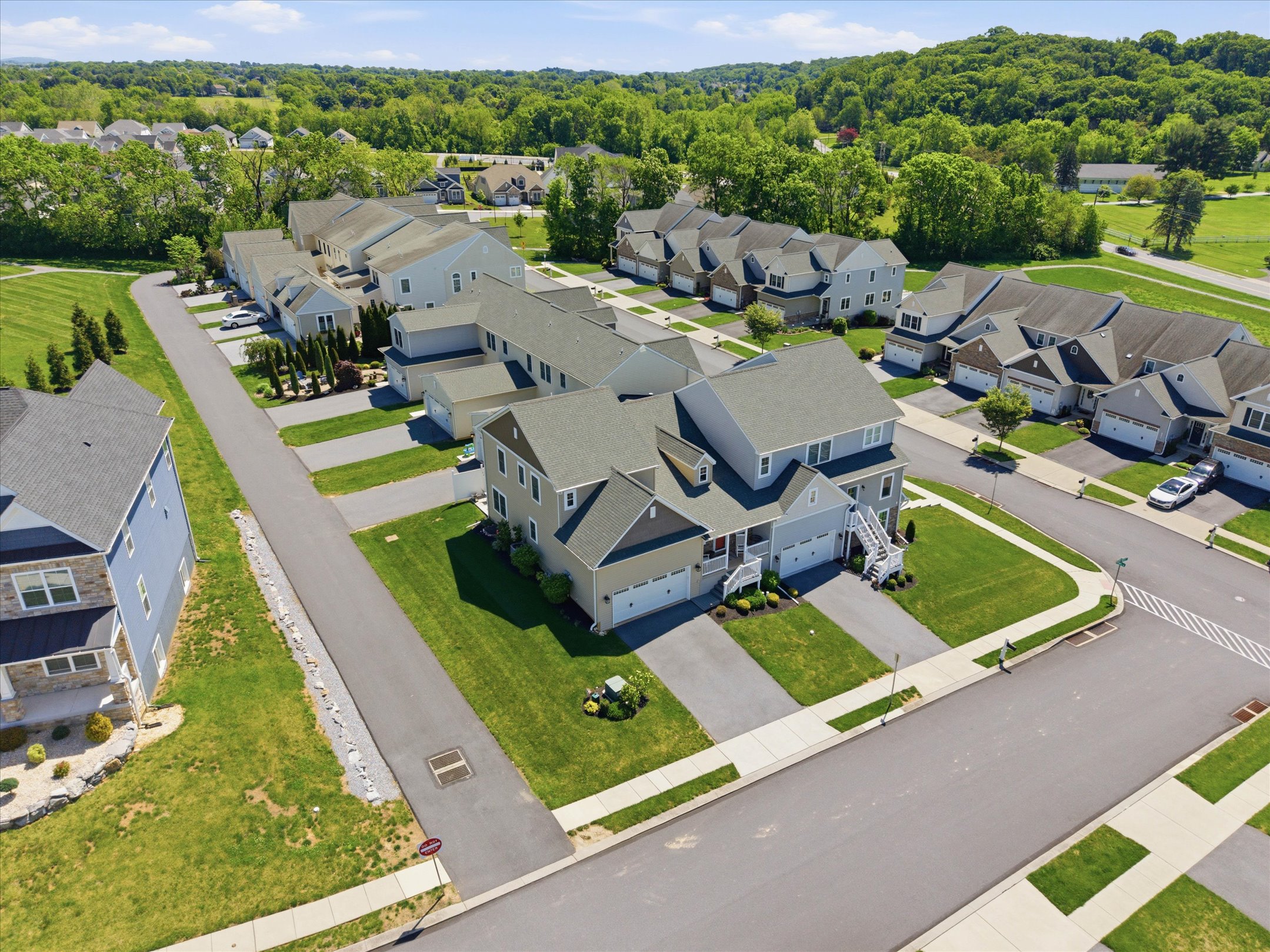  3003 Morning Thistle Ct, East Petersburg, PA 17520 - 物件實景