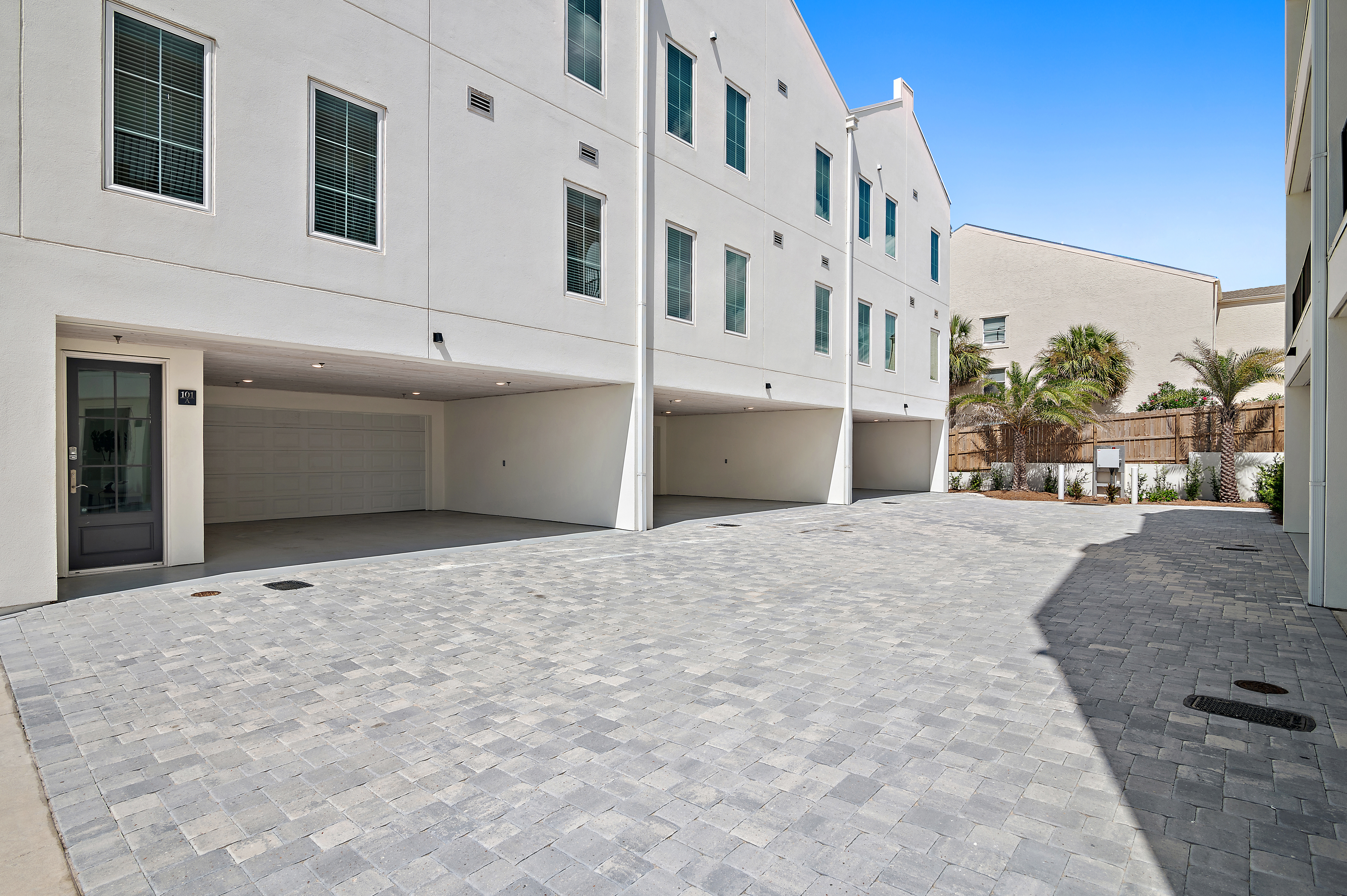  Luxury Concrete Gulf View Townhome - 物件實景