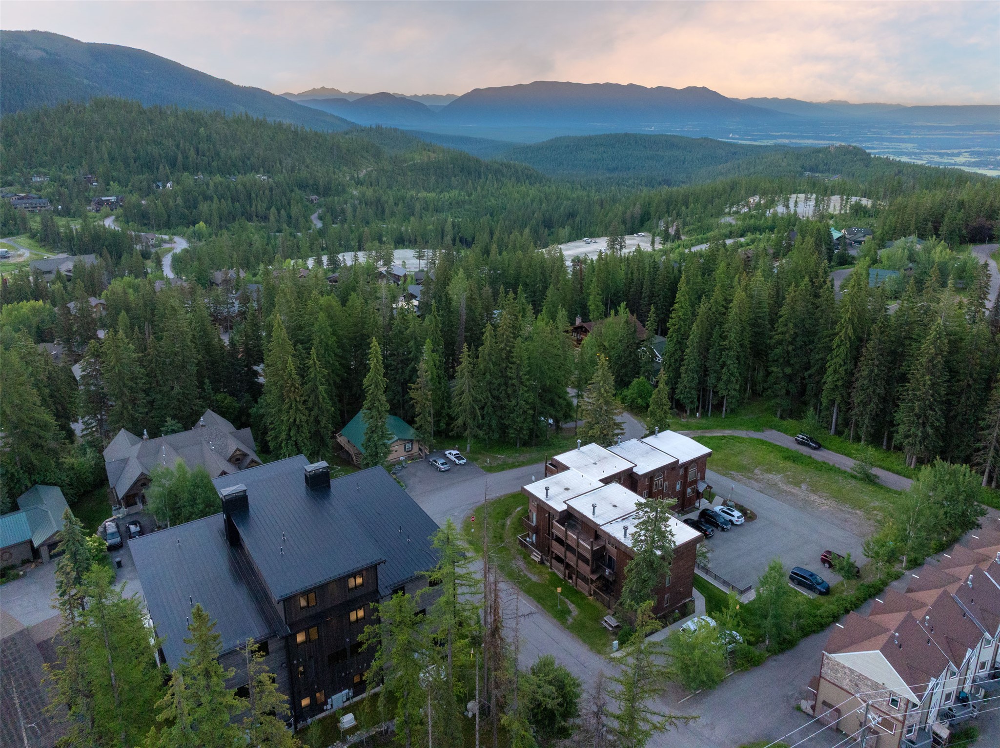  3812 Tamarack Avenue, B - 物件實景