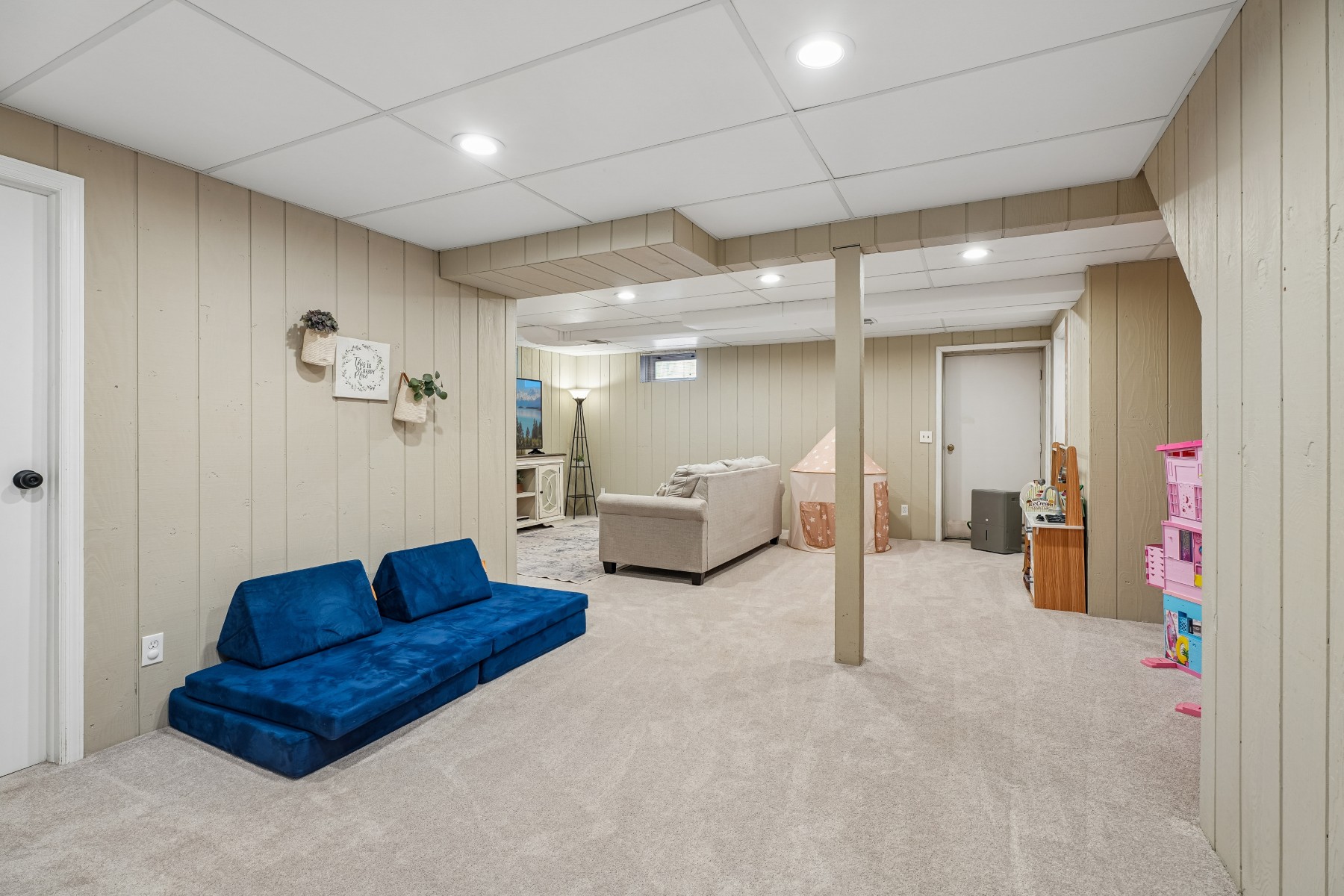  Conveniently Located ?Diamond Hill? Neighborhood Colonial - 物件實景