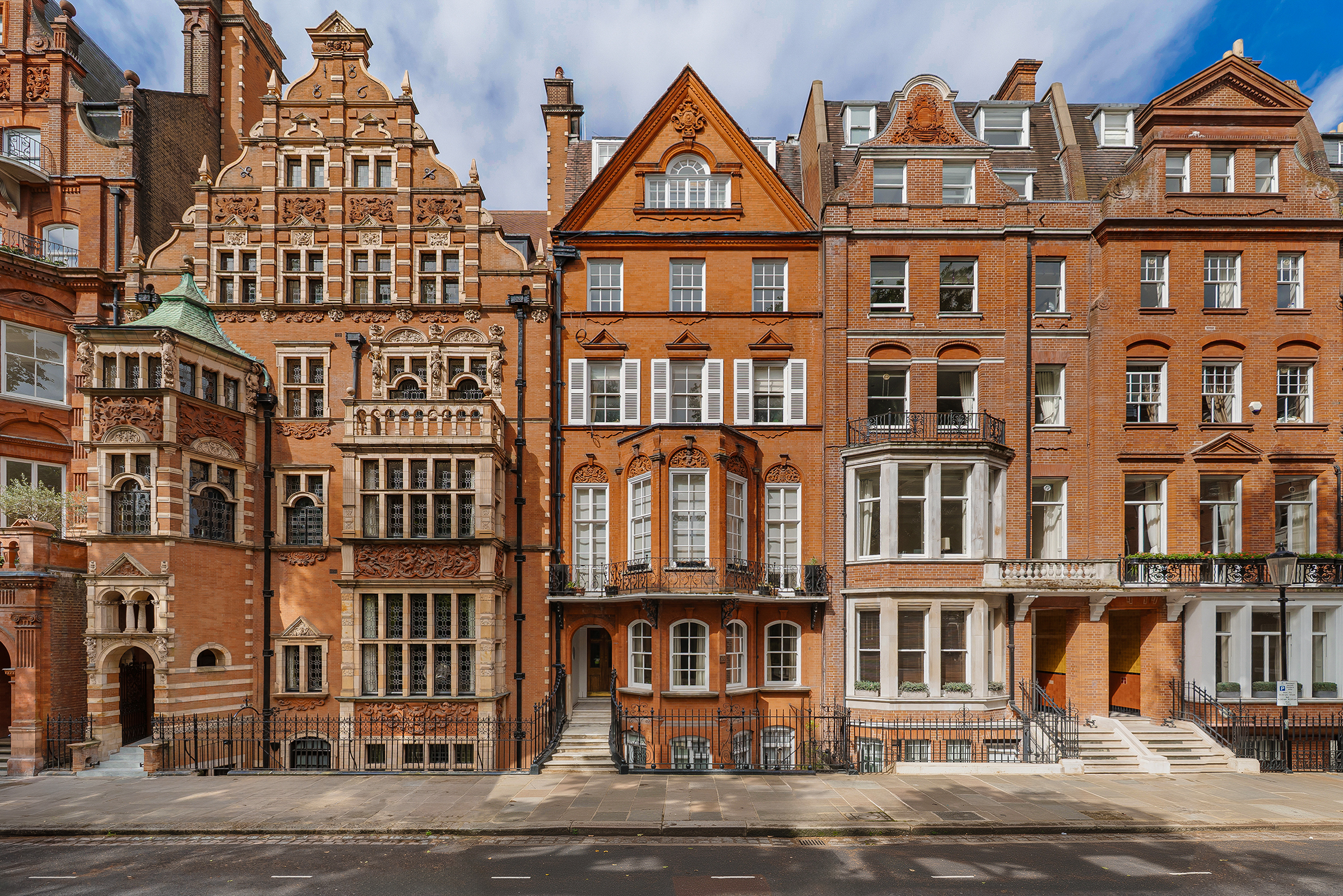  A Lateral Apartment Overlooking Cadogan Square - 物件實景