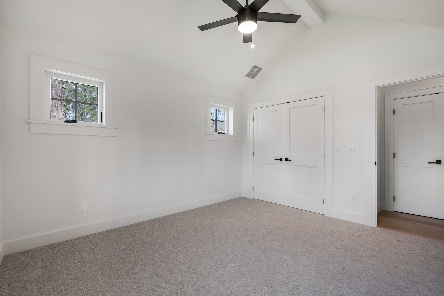  River Town Revival - 物件實景