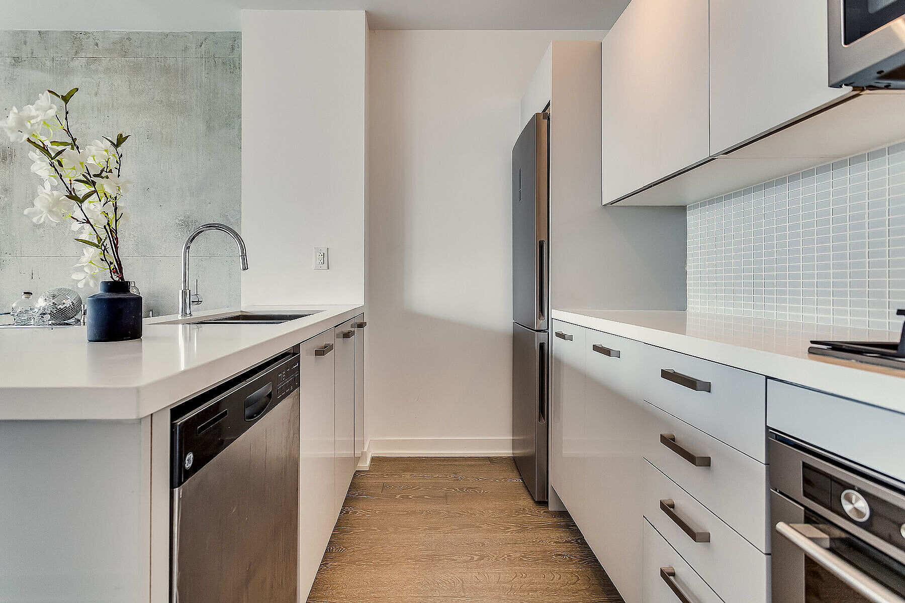  Sophisticated and Spacious - 物件實景