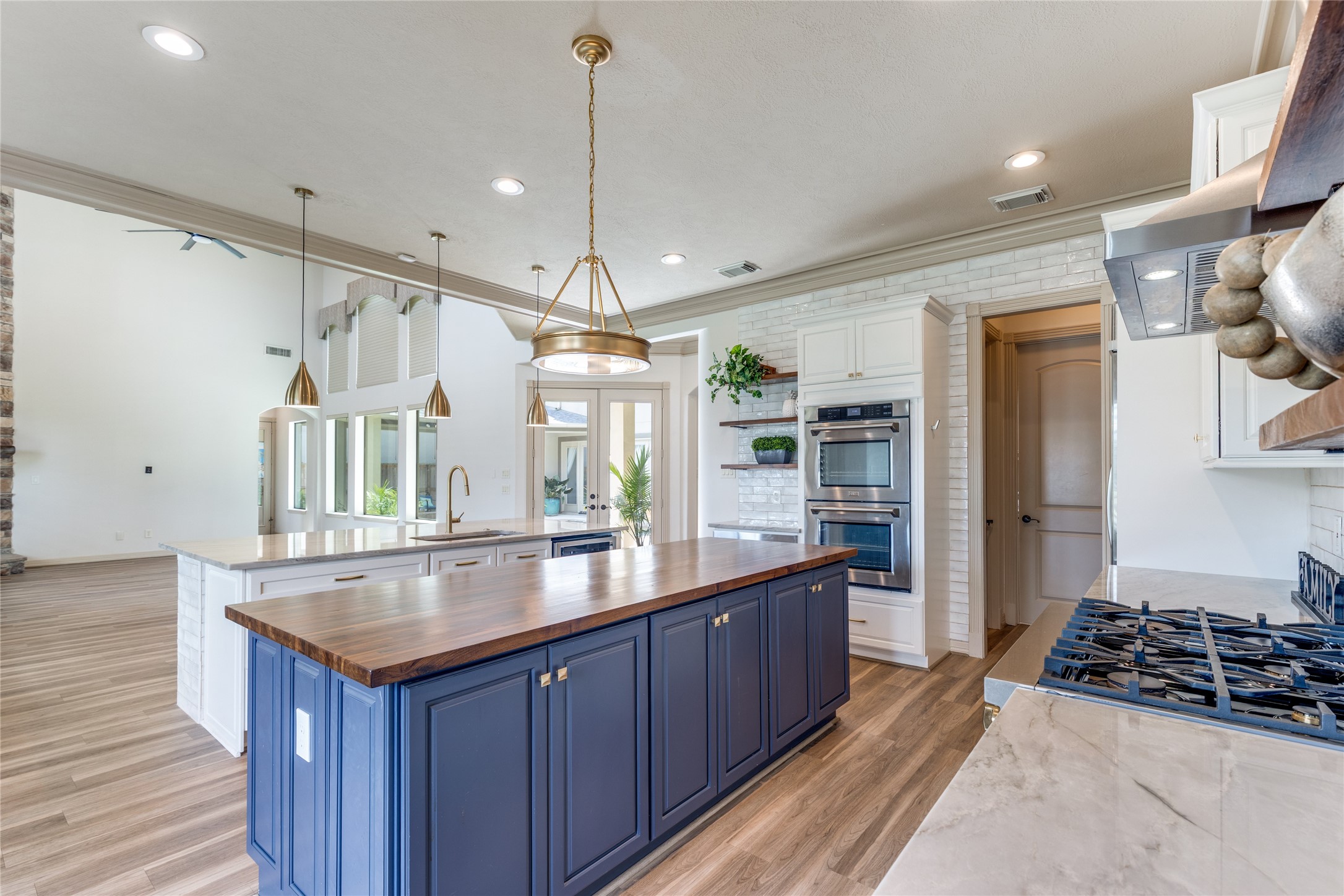 Spring, Texas, 77389, United States, 4 Bedrooms Bedrooms, ,7 BathroomsBathrooms,Residential,For Sale,1917972