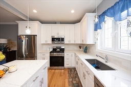 Uxbridge, Massachusetts, 01569, United States, 3 Bedrooms Bedrooms, ,3 BathroomsBathrooms,Residential,For Sale,2048782