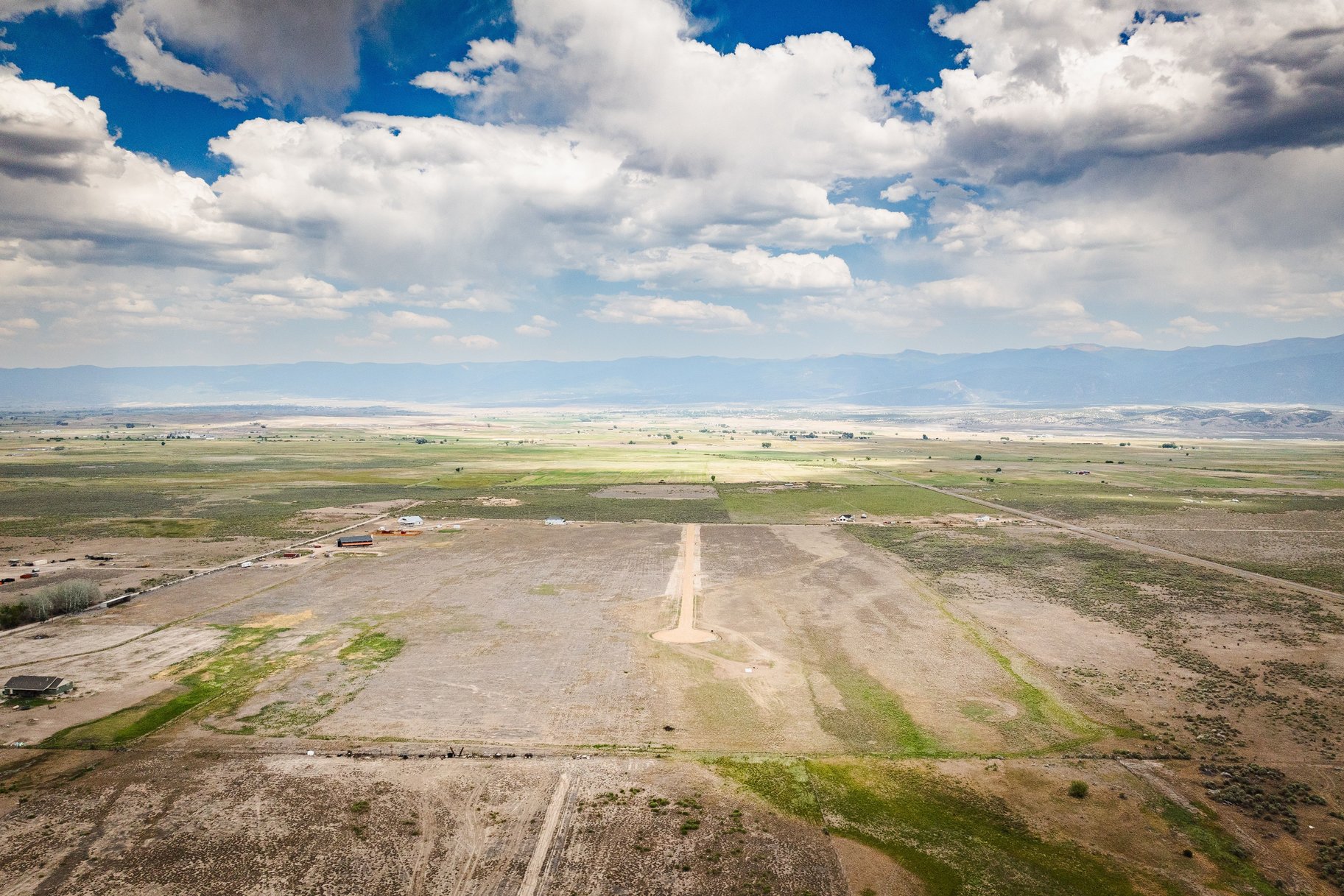  8.5-Acre Lots, No HOA, Stunning Horseshoe Mountain Views - 物件實景
