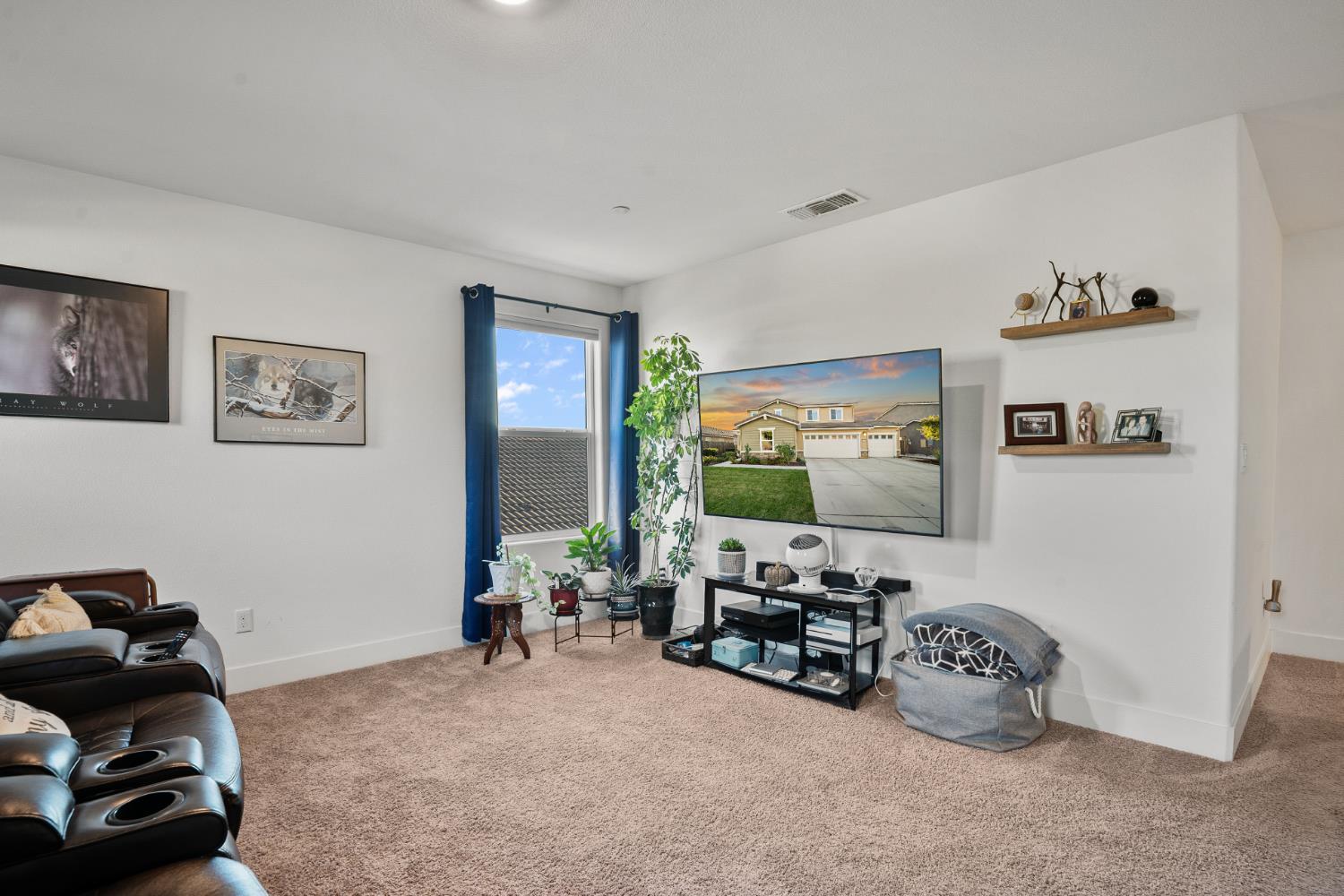 Atwater, California, 95301, United States, 5 Bedrooms Bedrooms, ,4 BathroomsBathrooms,Residential,For Sale,1983820