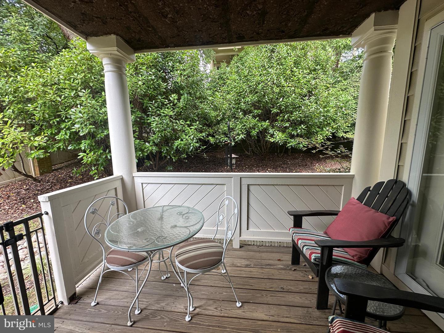 Rockville, Maryland, 20852, United States, 2 Bedrooms Bedrooms, ,2 BathroomsBathrooms,Residential,For Sale,1895533
