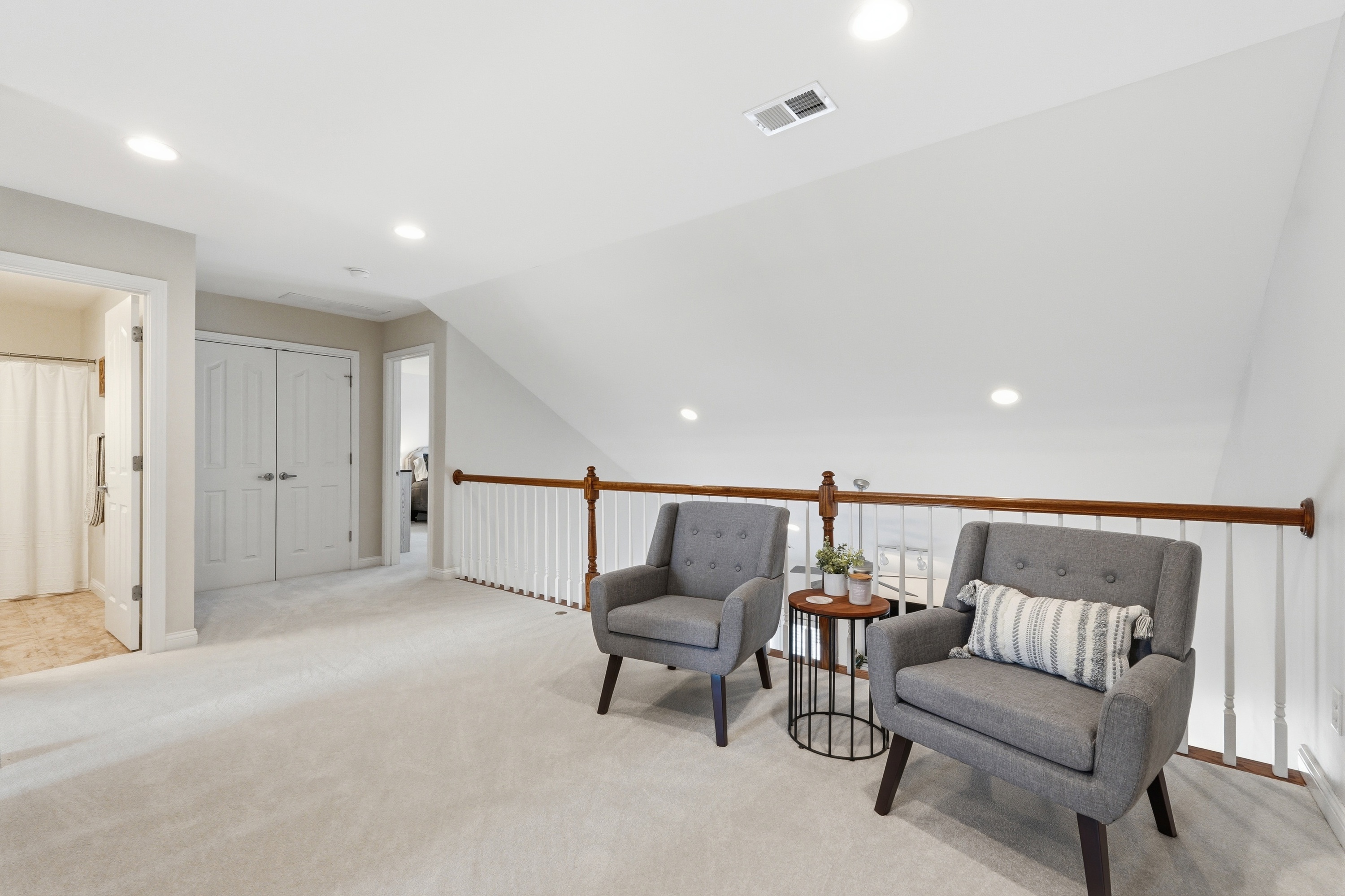  907 South English Station Road, Louisville, KY 40299 - 物件實景