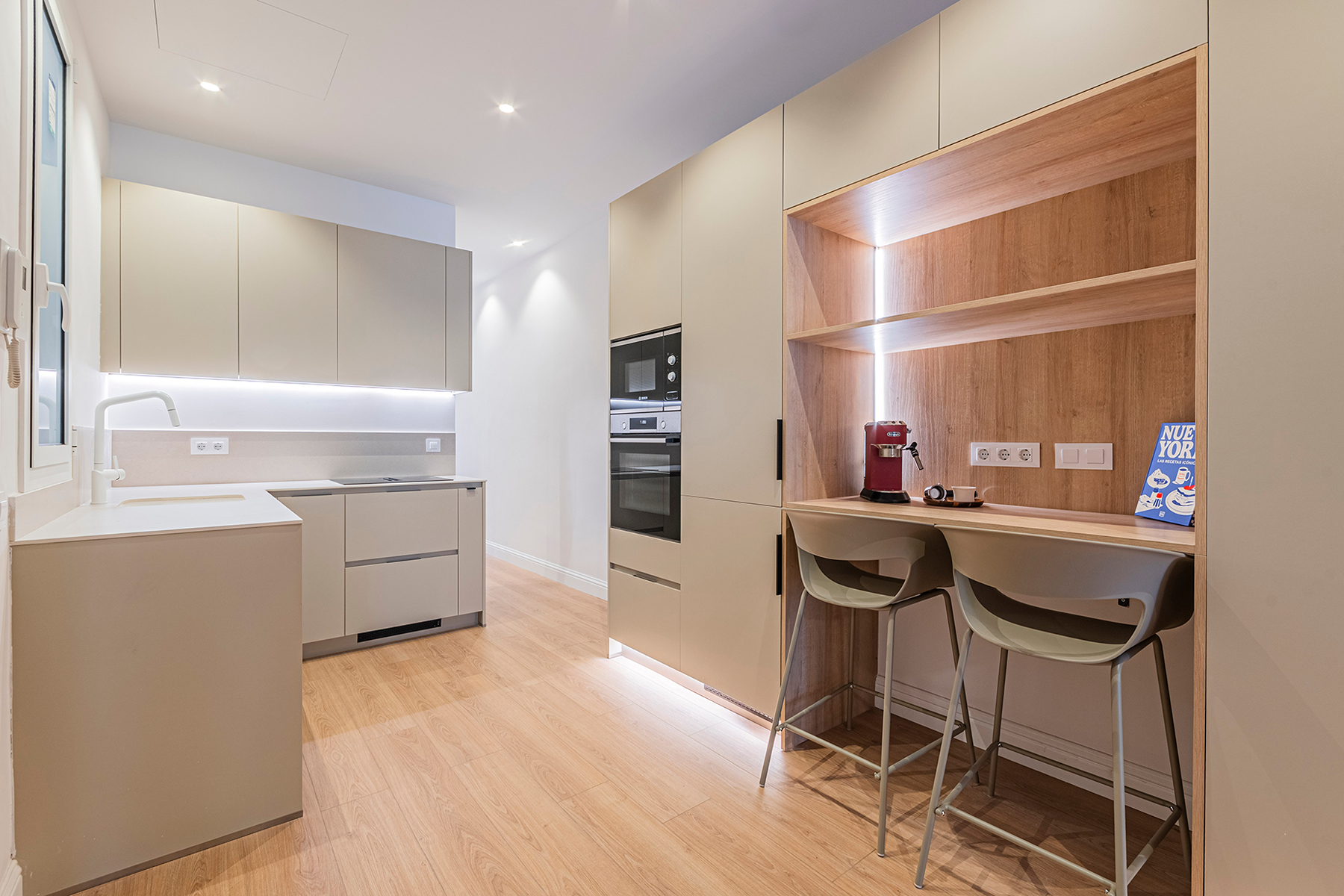  Beautifully renovated apartment in Eixample, next to Gracia - 物件實景