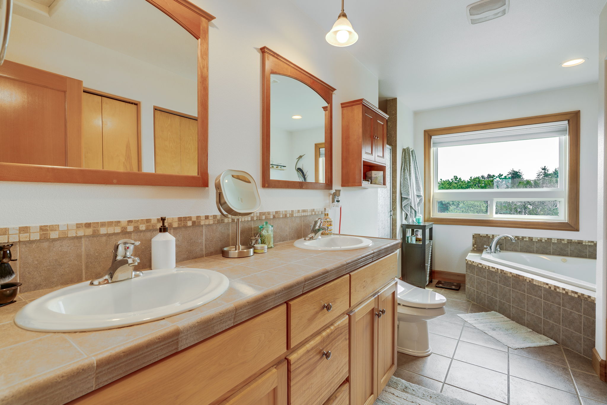 Ocean Park, Washington, 98640, United States, 3 Bedrooms Bedrooms, ,3 BathroomsBathrooms,Residential,For Sale,1895224