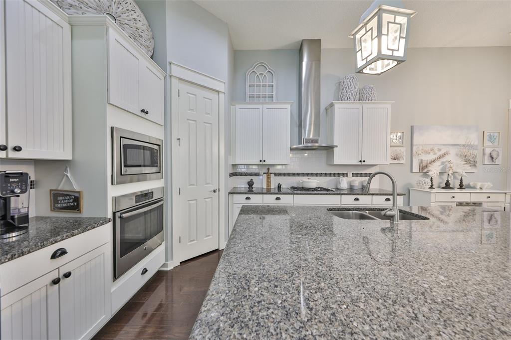 Apollo Beach, Florida, 33572, United States, 4 Bedrooms Bedrooms, ,3 BathroomsBathrooms,Residential,For Sale,1989059