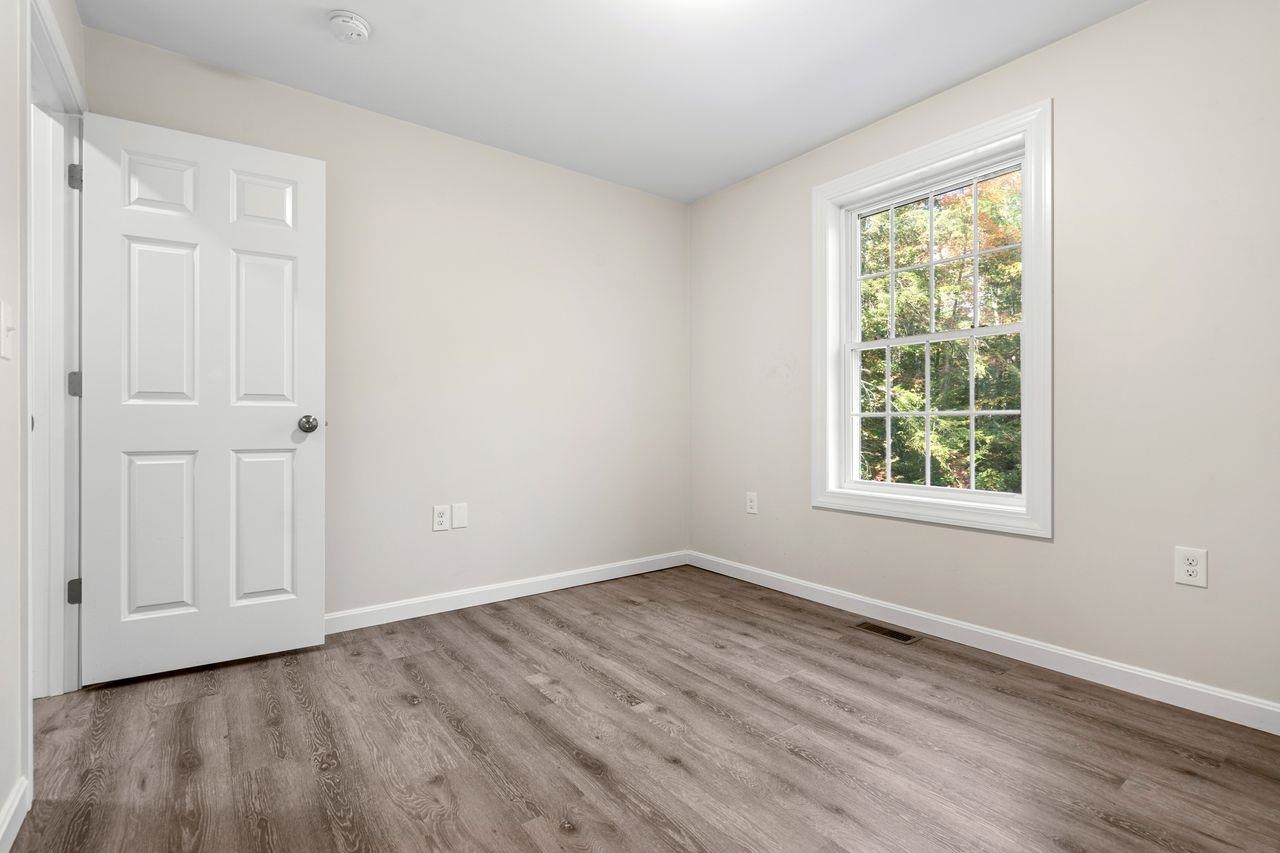 Mont Vernon, New Hampshire, 03057, United States, 3 Bedrooms Bedrooms, ,1 BathroomBathrooms,Residential,For Sale,1998369