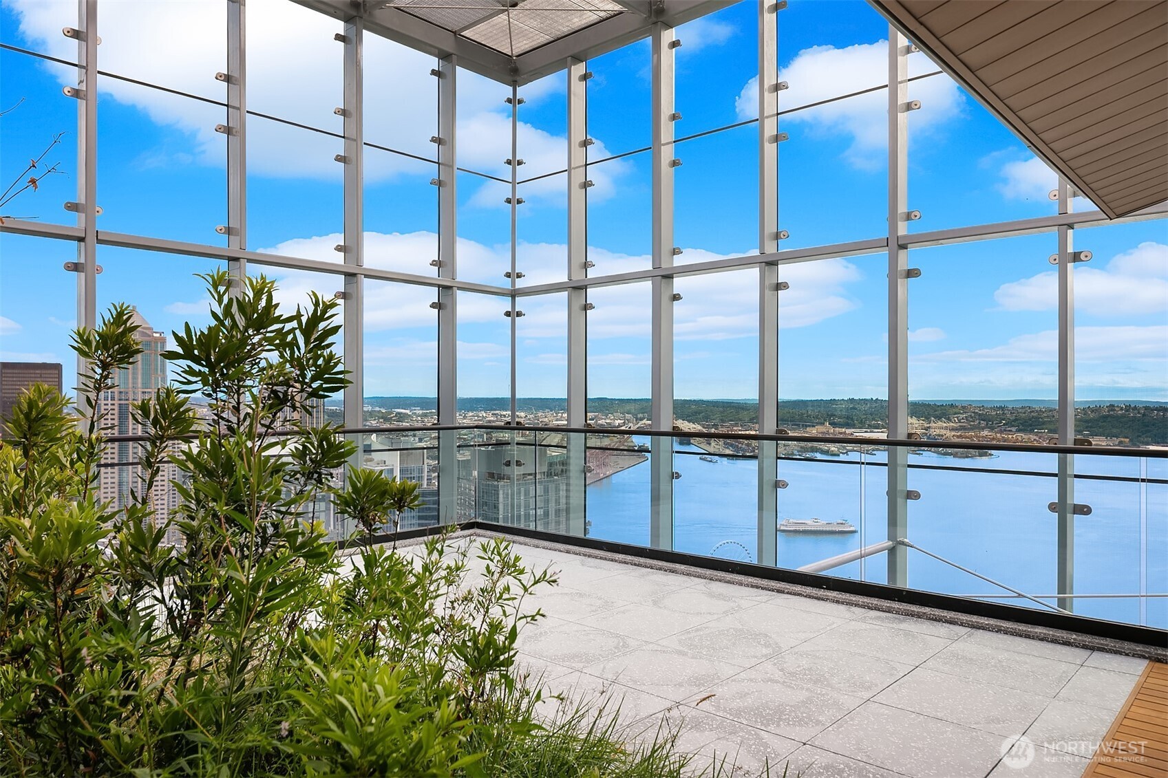 Seattle, Washington, 98101, United States, 1 Bedroom Bedrooms, ,1 BathroomBathrooms,Residential,For Sale,1873895