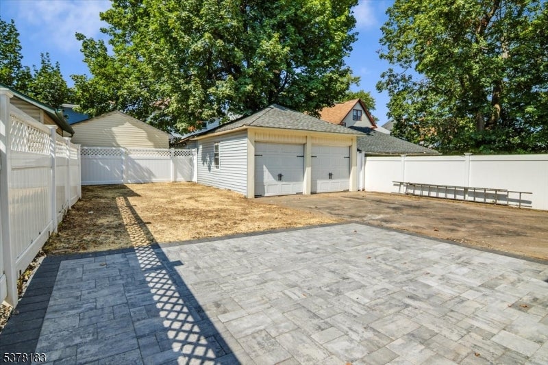 Clifton City, New Jersey, 07011, United States, 5 Bedrooms Bedrooms, ,3 BathroomsBathrooms,Residential,For Sale,1979921