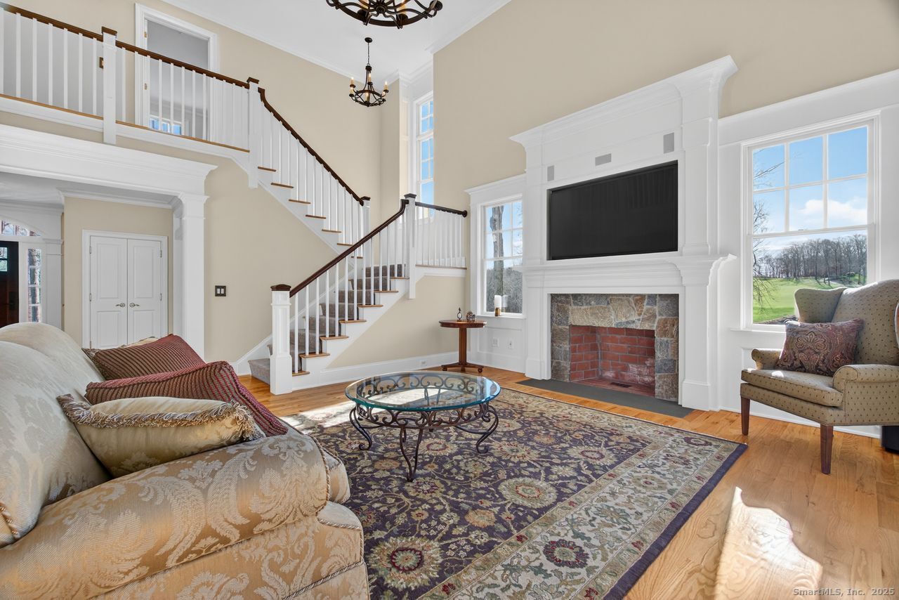 East Haddam, Connecticut, 06423, United States, 3 Bedrooms Bedrooms, ,3 BathroomsBathrooms,Residential,For Sale,1998299