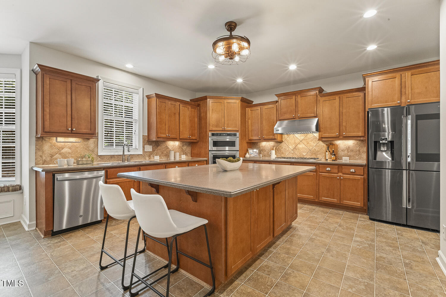 Holly Springs, North Carolina, 27540, United States, 4 Bedrooms Bedrooms, ,4 BathroomsBathrooms,Residential,For Sale,1902055