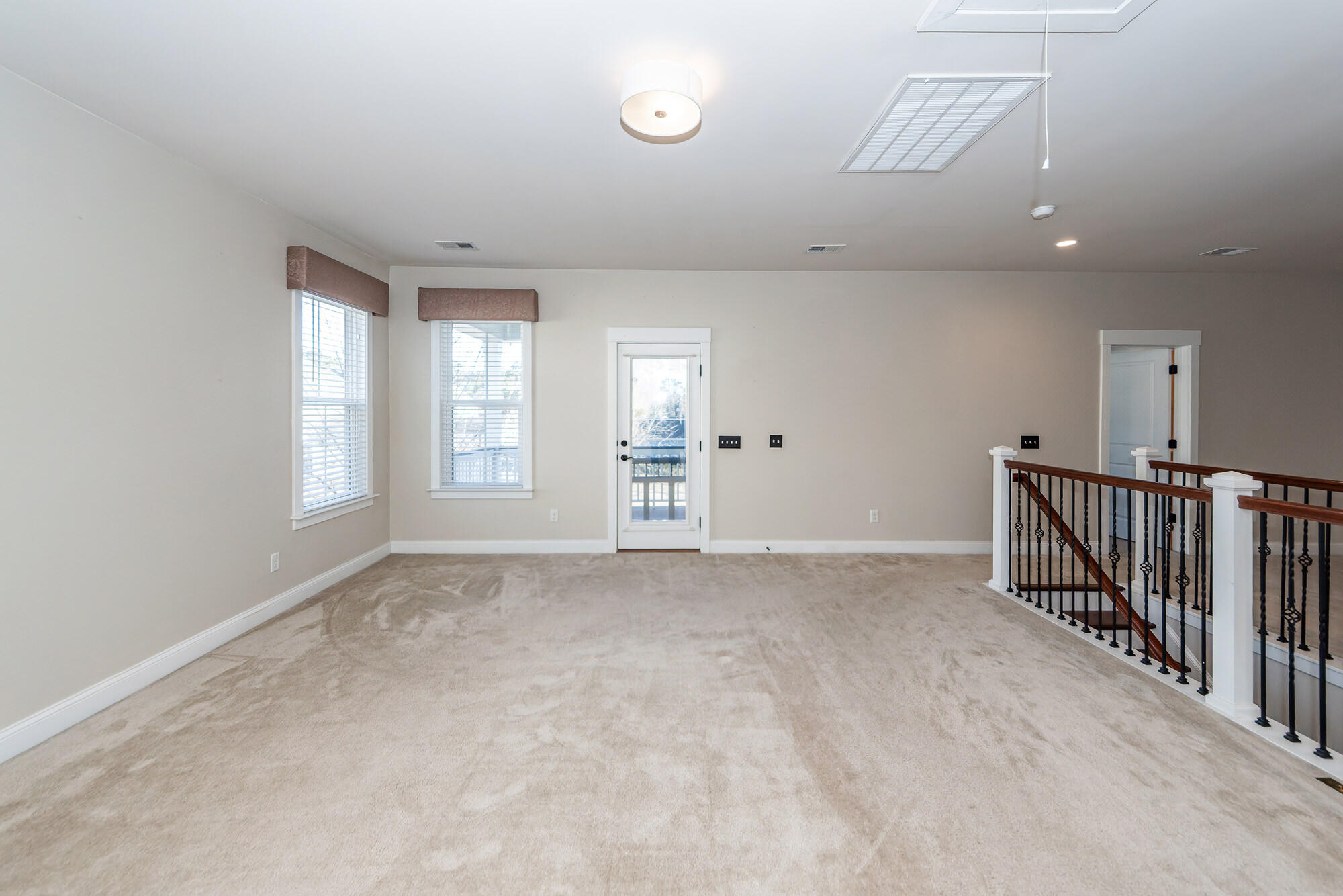 Summerville, South Carolina, 29483, United States, 4 Bedrooms Bedrooms, ,4 BathroomsBathrooms,Residential,For Sale,2005994