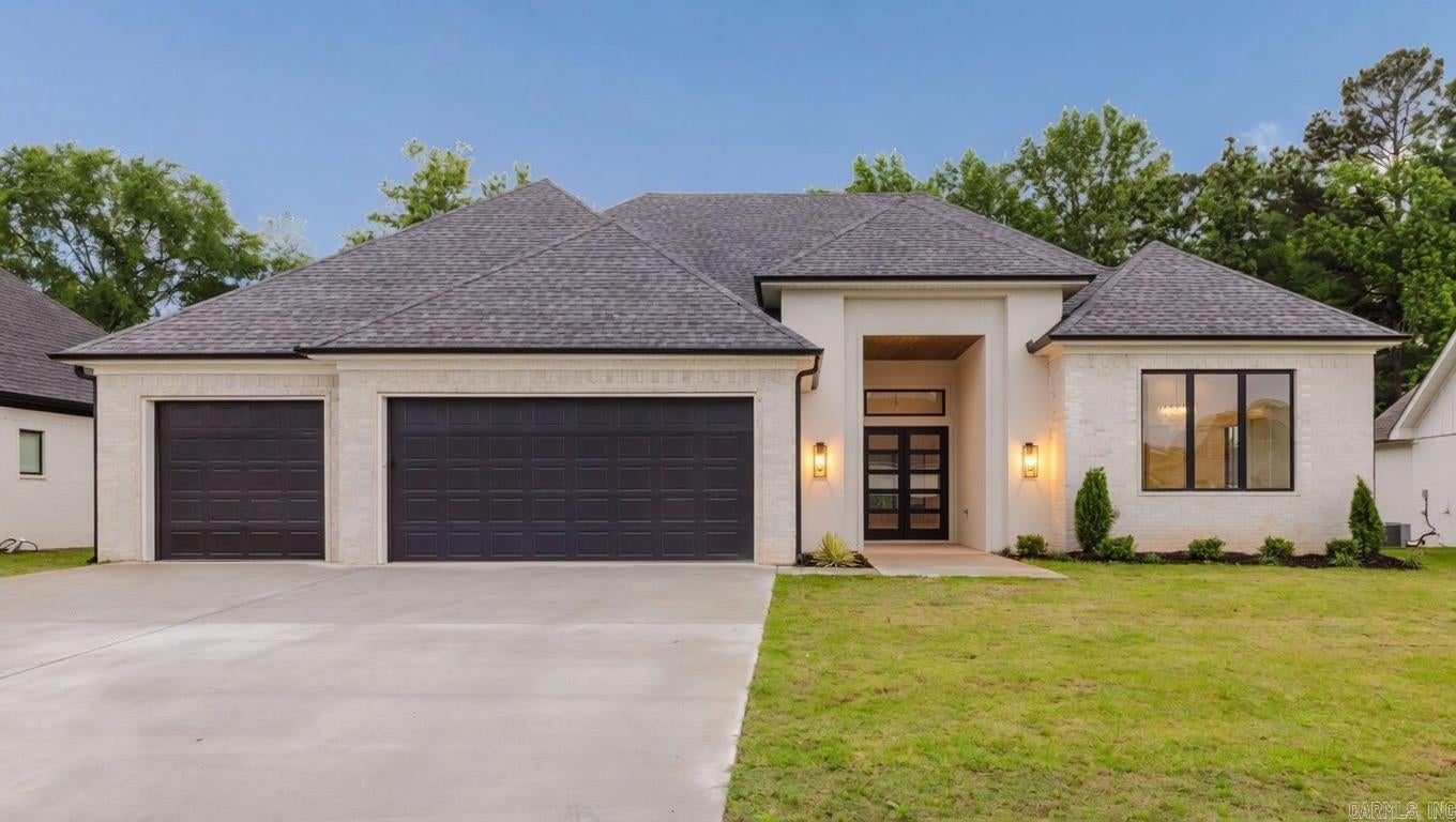 Benton, Arkansas, 72019, United States, 4 Bedrooms Bedrooms, ,3 BathroomsBathrooms,Residential,For Sale,2048472