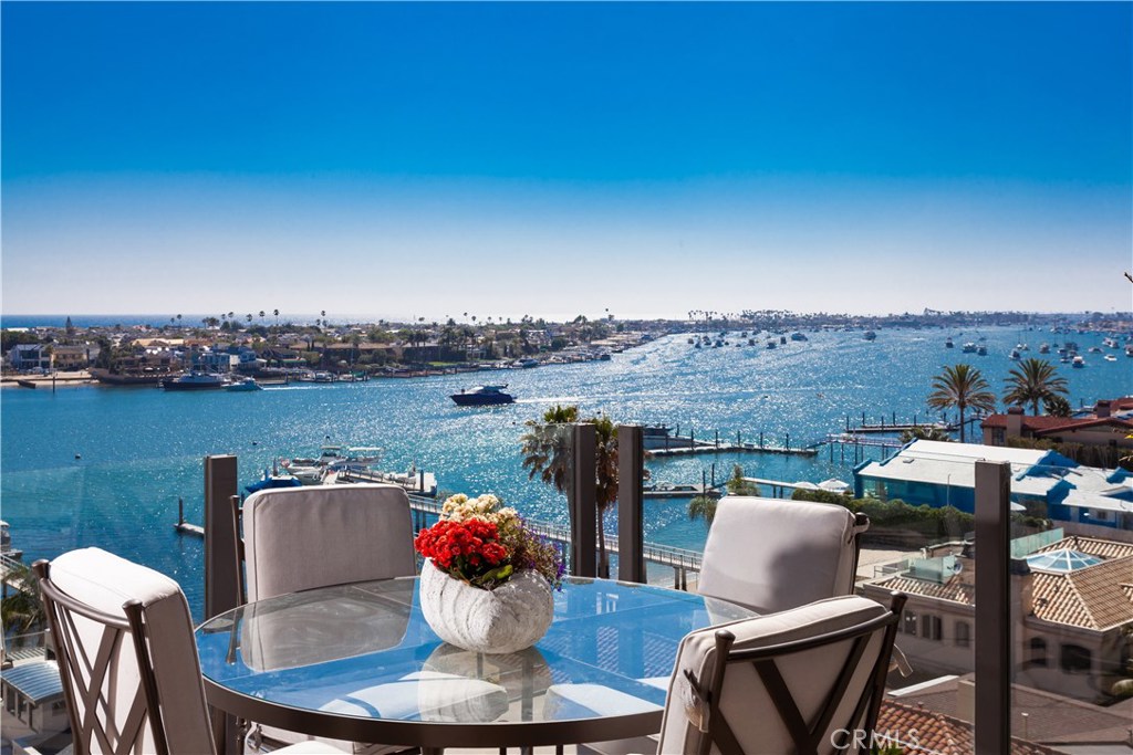 Corona del Mar, California, 92625, United States, 4 Bedrooms Bedrooms, ,4 BathroomsBathrooms,Residential,For Sale,1874360