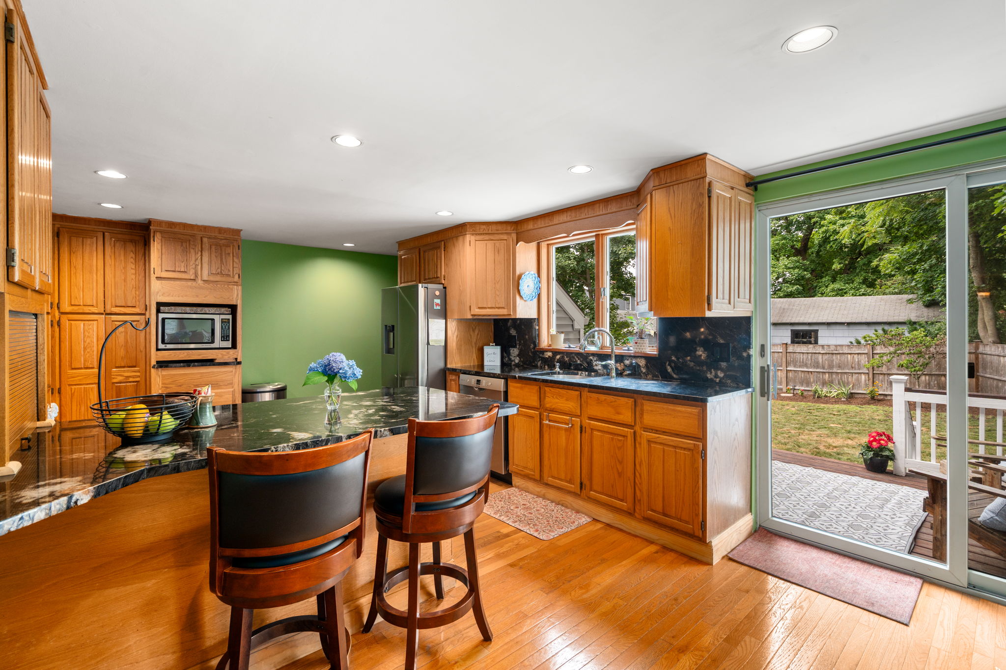  94 Grove Street, Medford, MA, 02155 - 物件實景