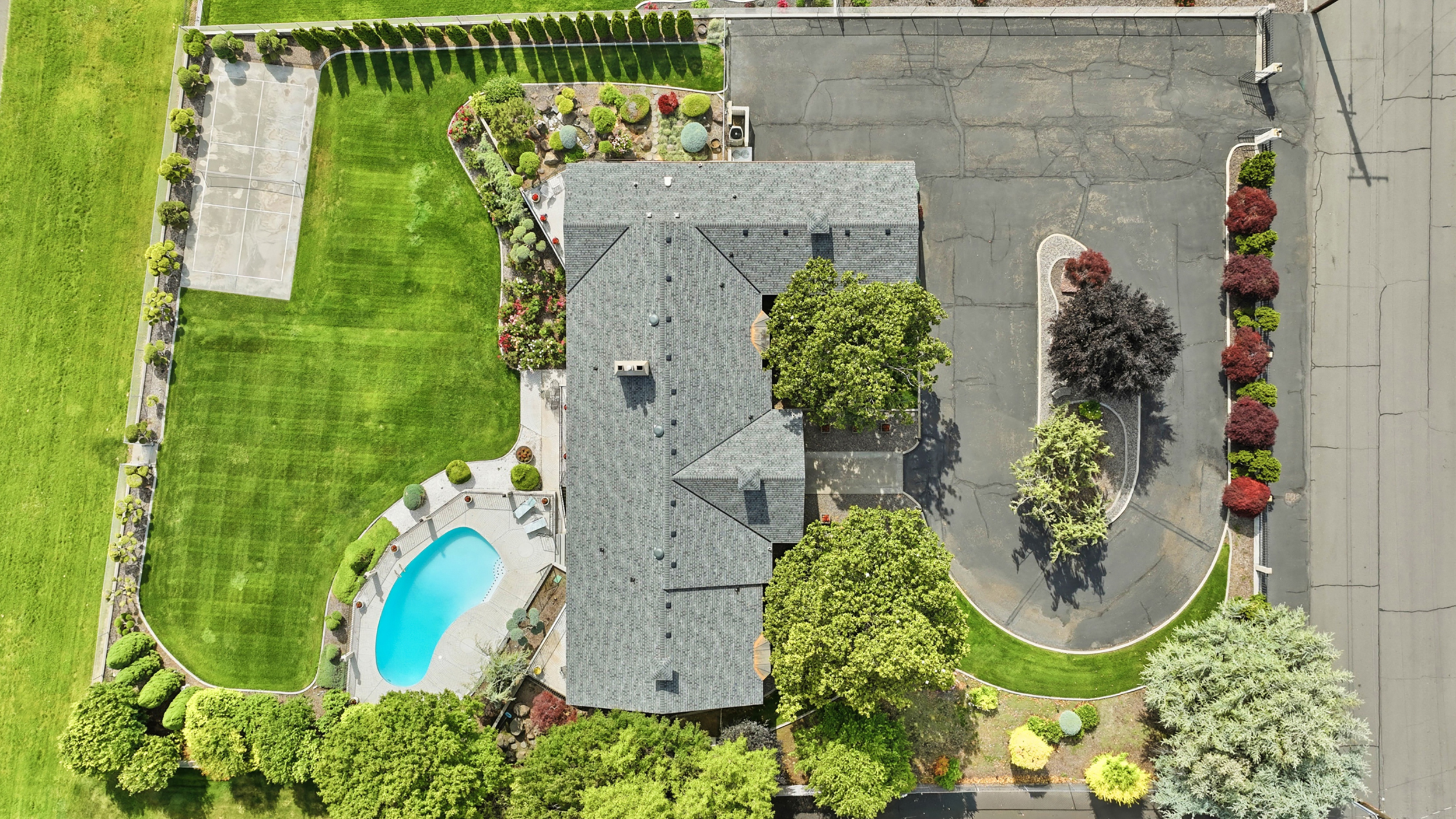  Prime Columbia River Frontage, Pool, large lot - 物件實景