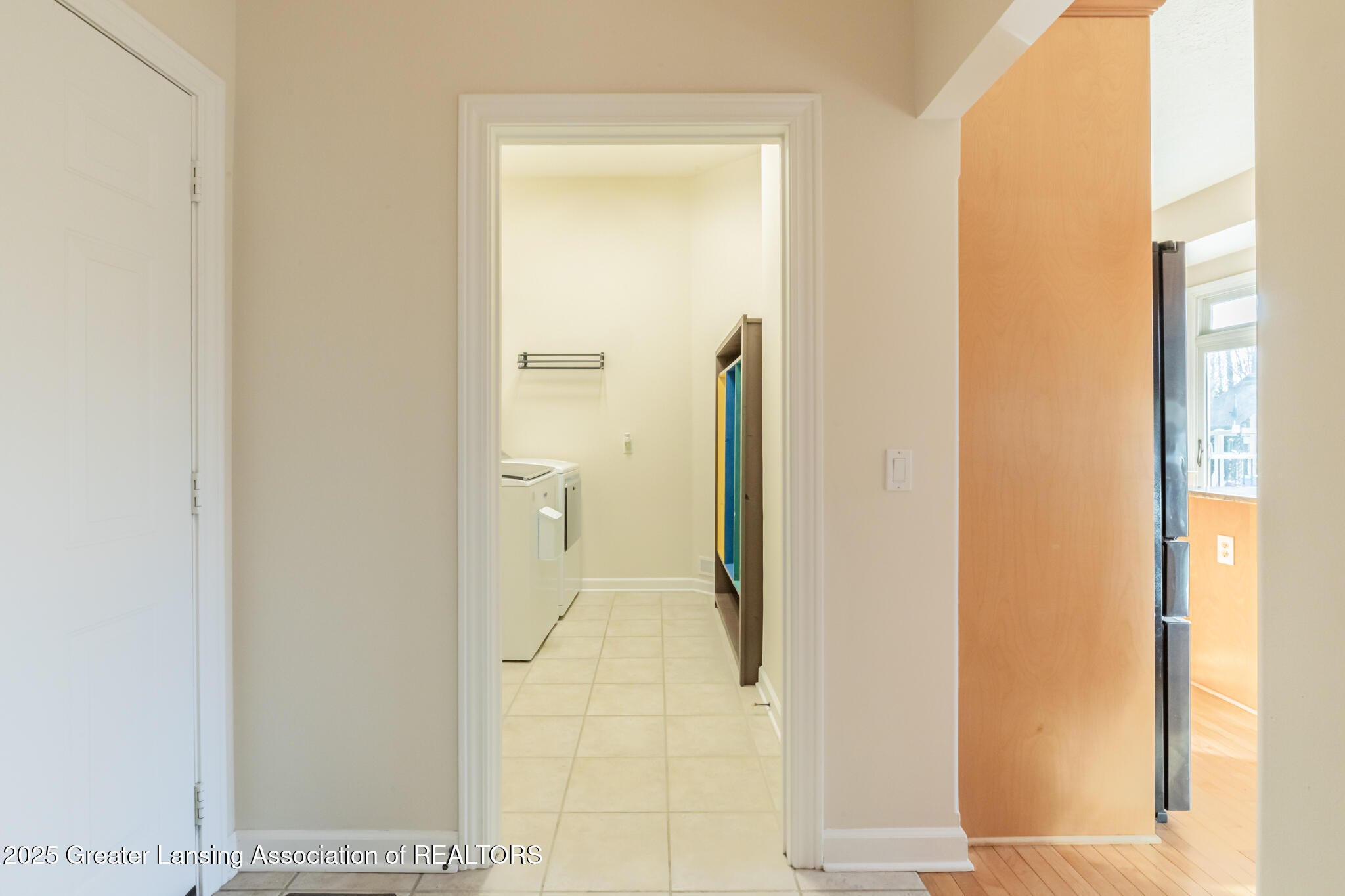 East Lansing, Michigan, 48823, United States, 5 Bedrooms Bedrooms, ,3 BathroomsBathrooms,Residential,For Sale,1991518