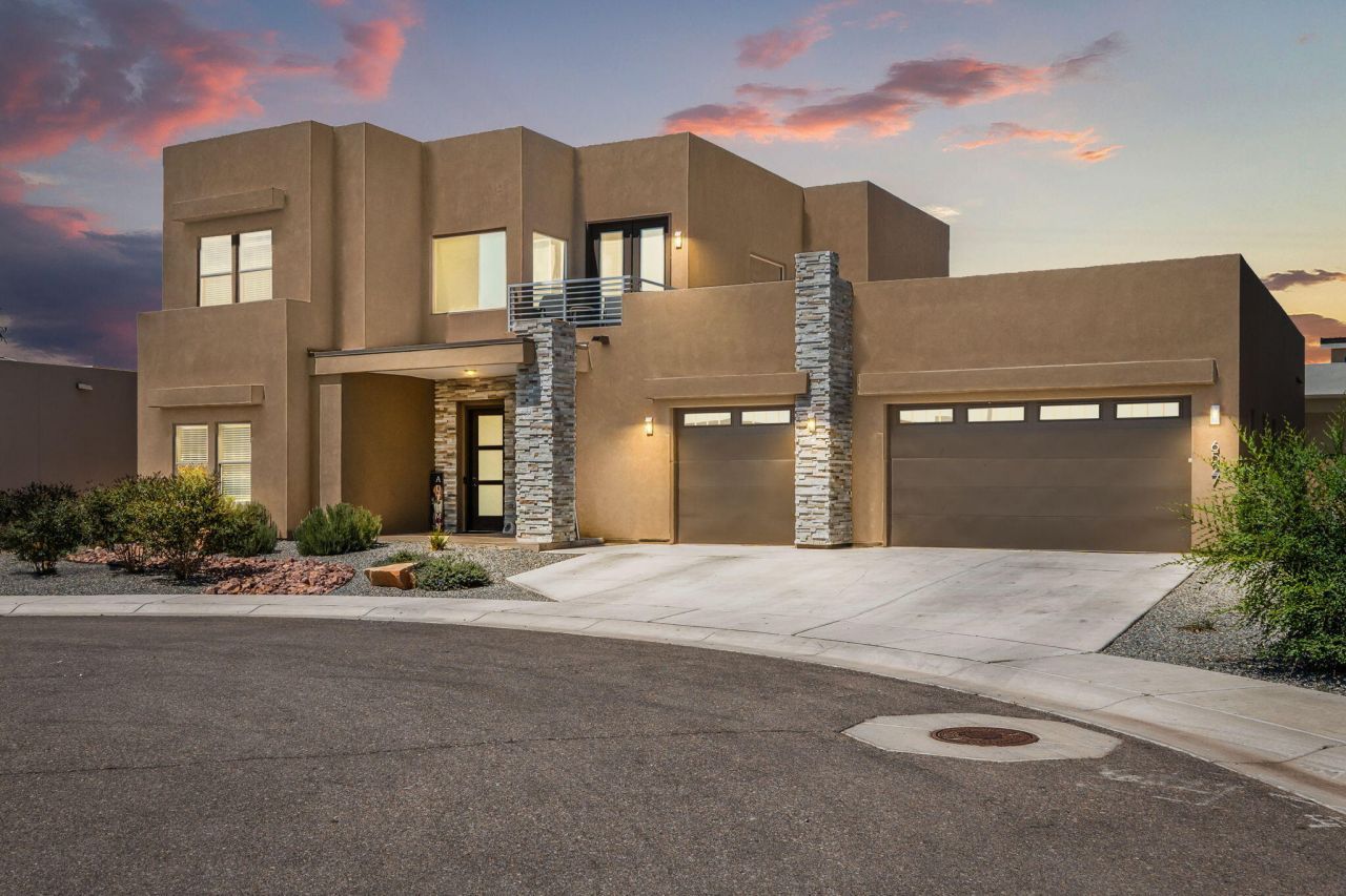 Albuquerque, New Mexico, 87120, United States, 5 Bedrooms Bedrooms, ,5 BathroomsBathrooms,Residential,For Sale,1940027