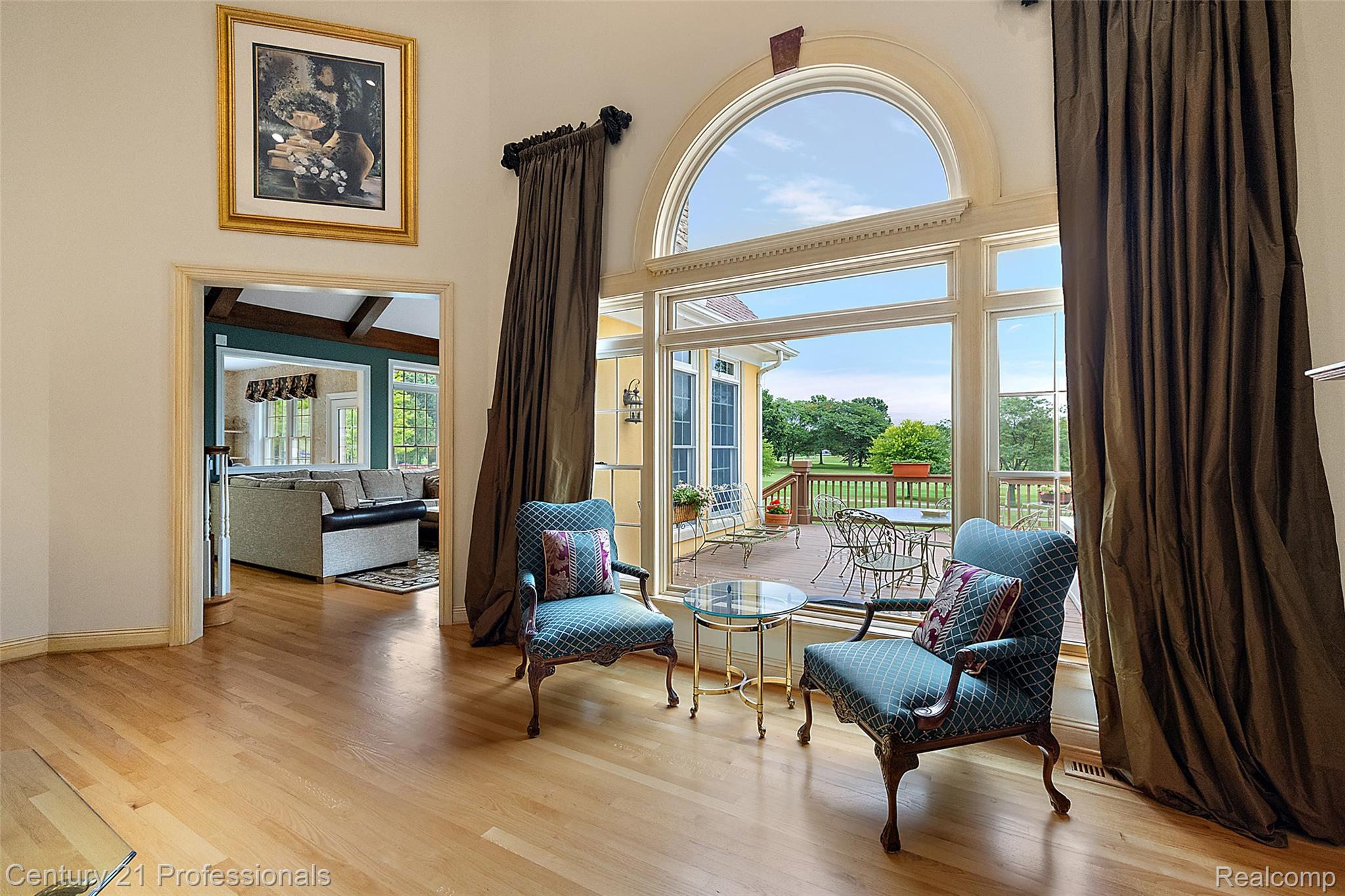 GrandBlanc, Michigan, 48439, United States, 4 Bedrooms Bedrooms, ,5 BathroomsBathrooms,Residential,For Sale,1980457