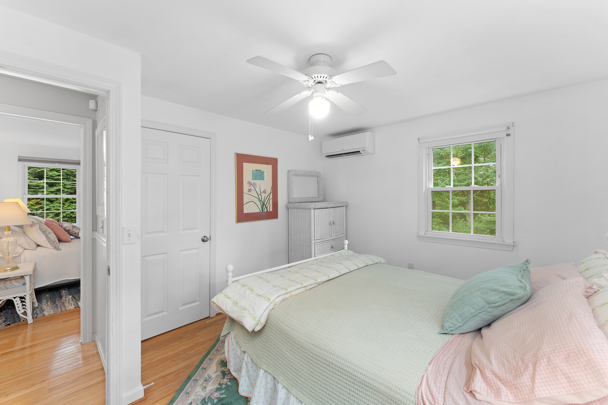 Westerly, Rhode Island, 02891, United States, 3 Bedrooms Bedrooms, ,2 BathroomsBathrooms,Residential,For Sale,1898536