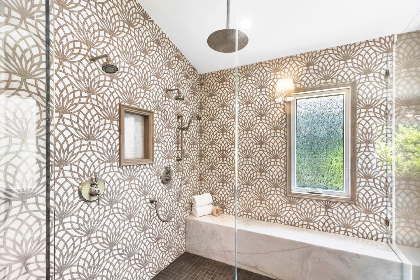 Los Gatos, California, 95032, United States, 8 Bedrooms Bedrooms, ,11 BathroomsBathrooms,Residential,For Sale,1855941