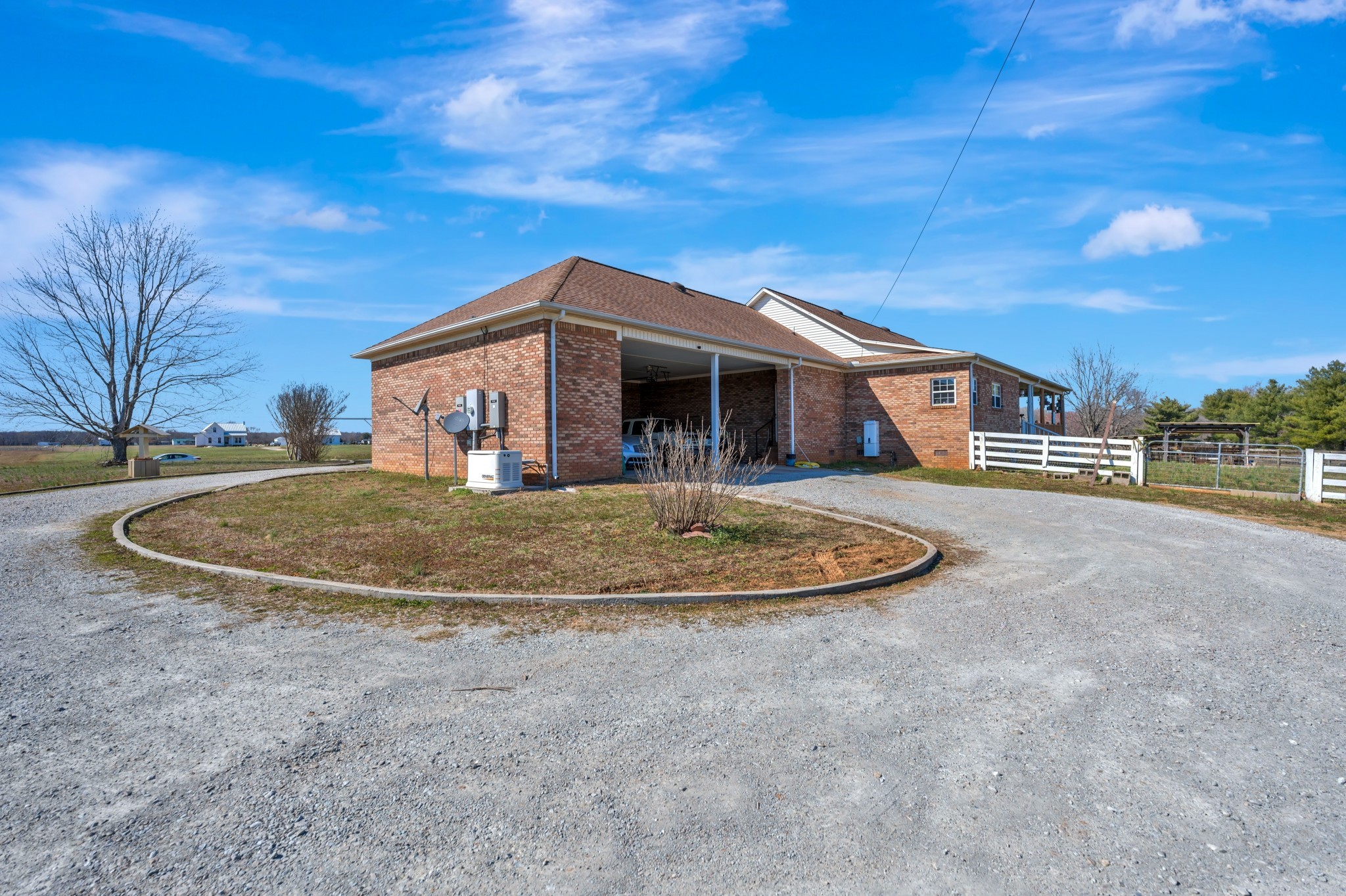 Lawrenceburg, Tennessee, 38464, United States, 3 Bedrooms Bedrooms, ,2 BathroomsBathrooms,Residential,For Sale,1940274
