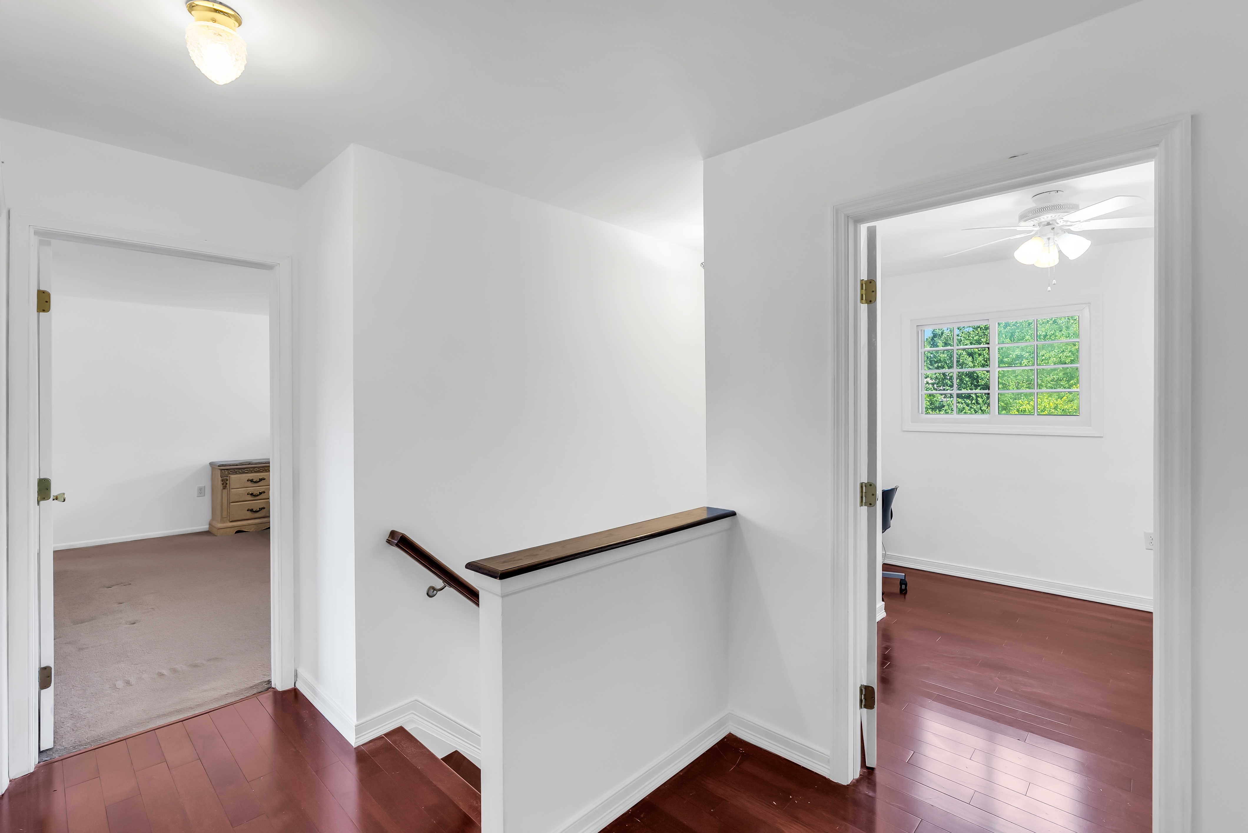  Woodland Hills Colonial Opportunity - 物件實景