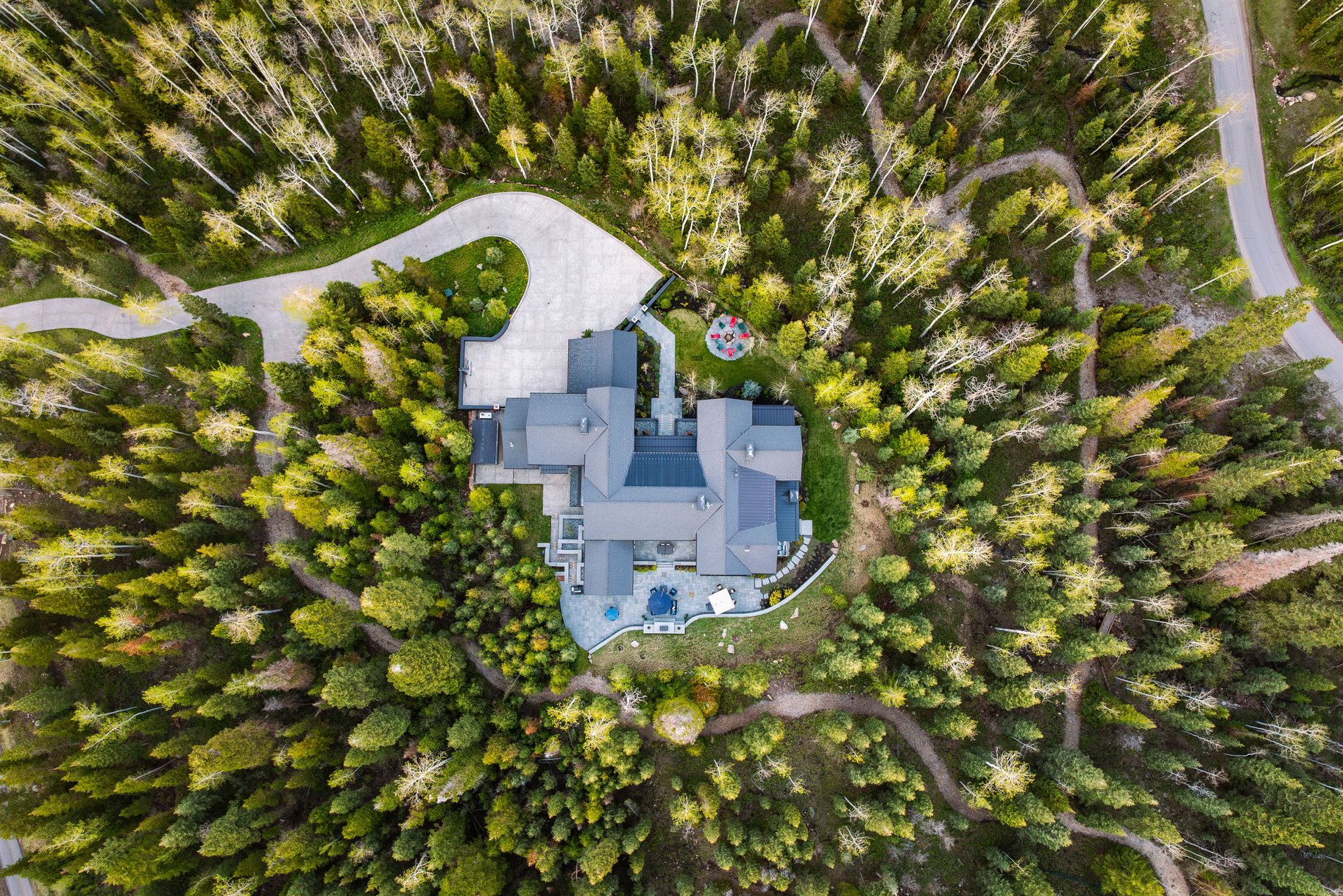  Private Alpine Sanctuary Close to it All - 物件實景