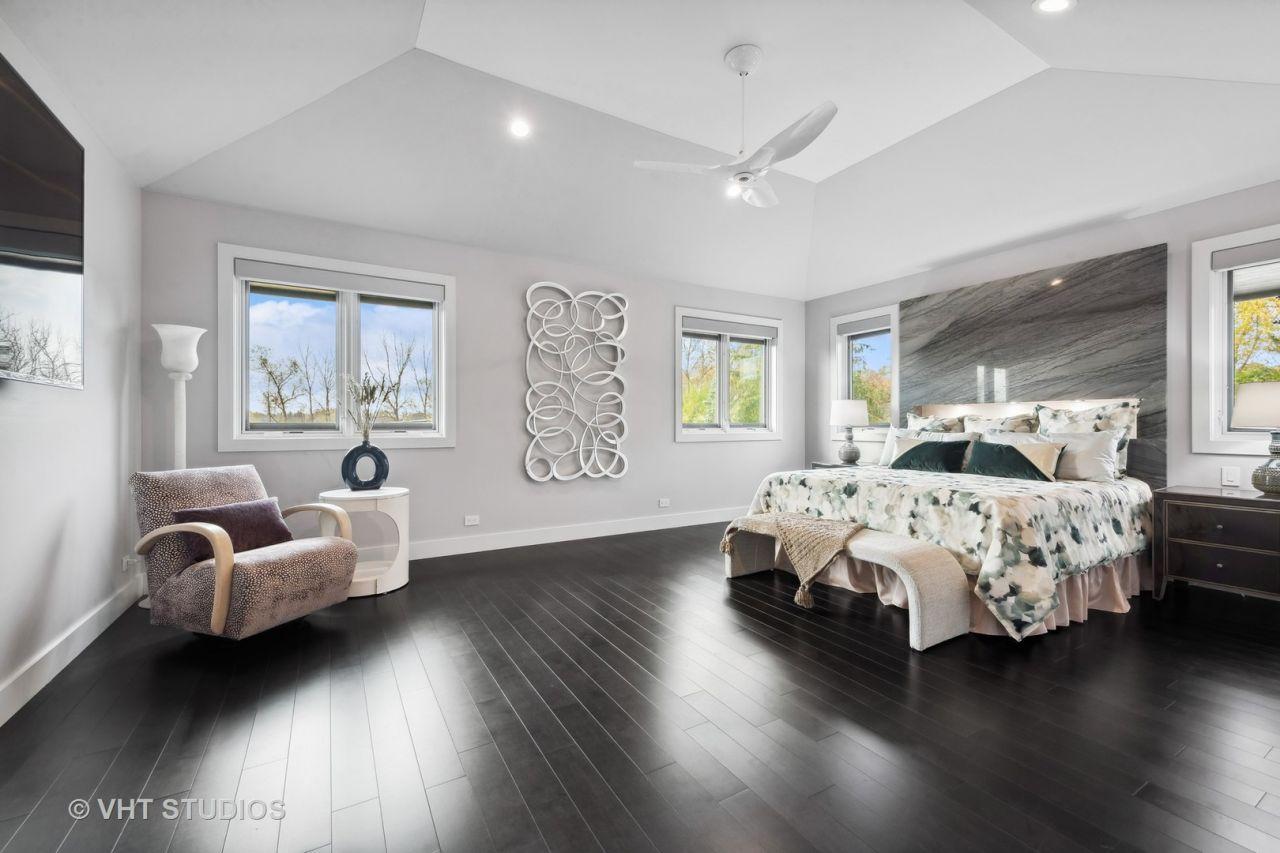 Barrington, Illinois, 60010, United States, 5 Bedrooms Bedrooms, ,5 BathroomsBathrooms,Residential,For Sale,1759208